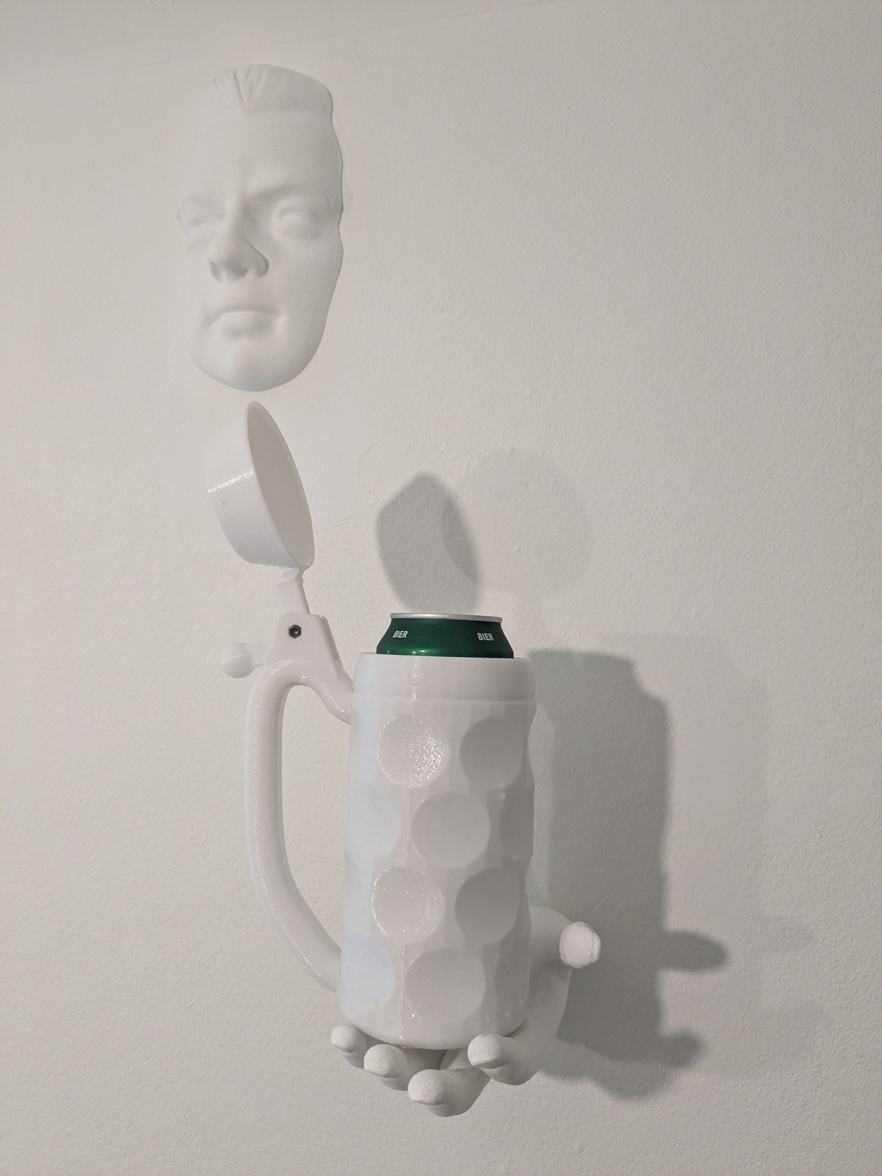 Dosenmaß isoliert mit Deckel (isolated beer mug with lid)
