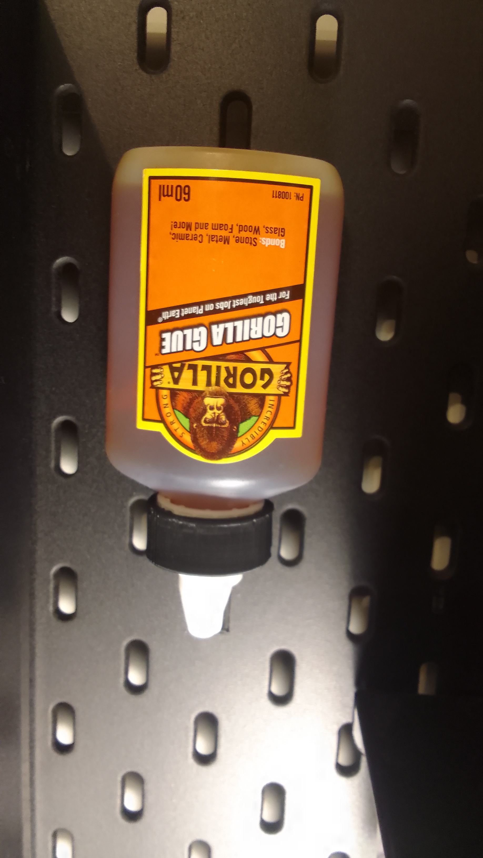 gorilla glue holder (skadis)