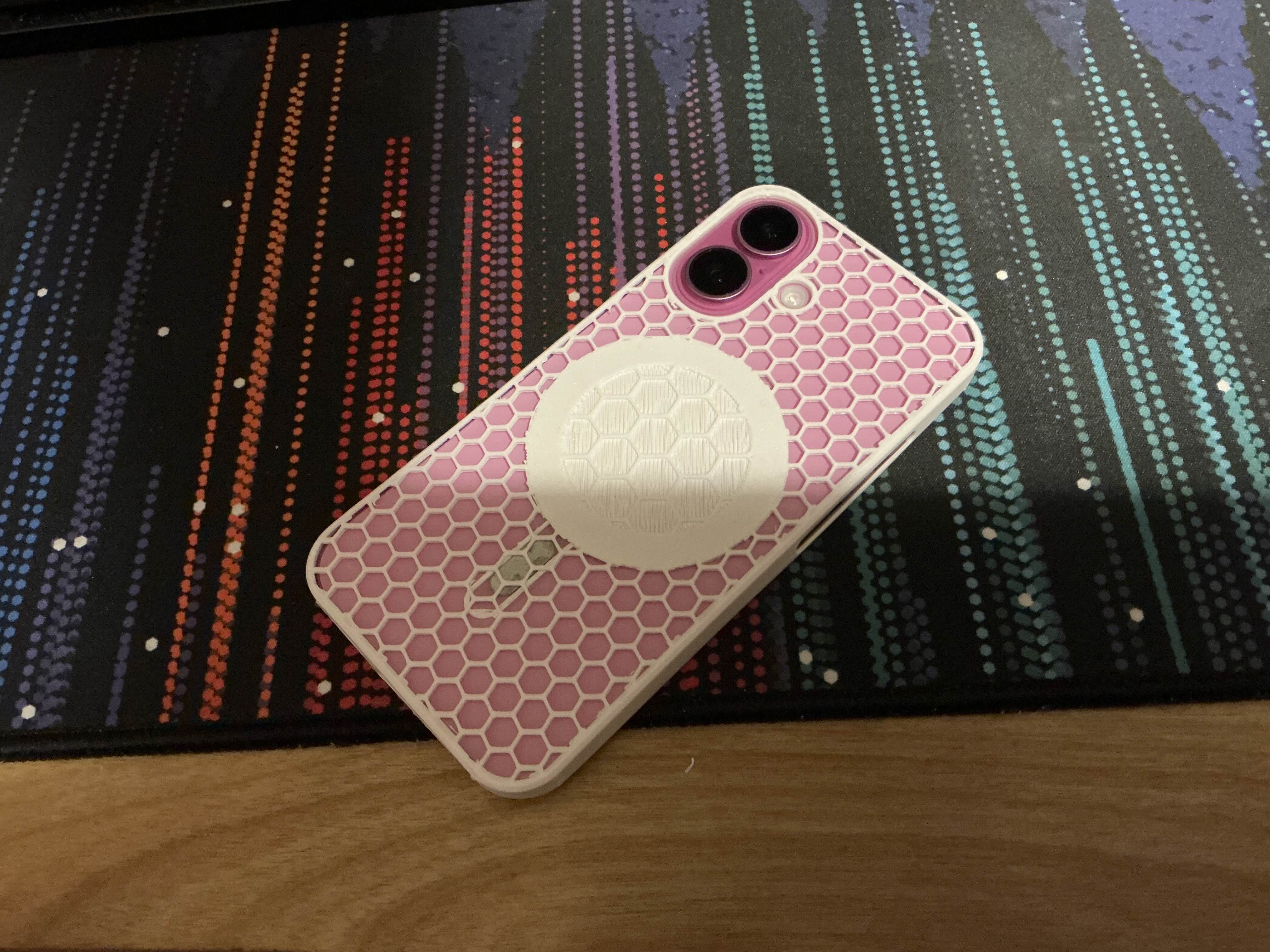 iPhone 16 case with magsafe cutout
