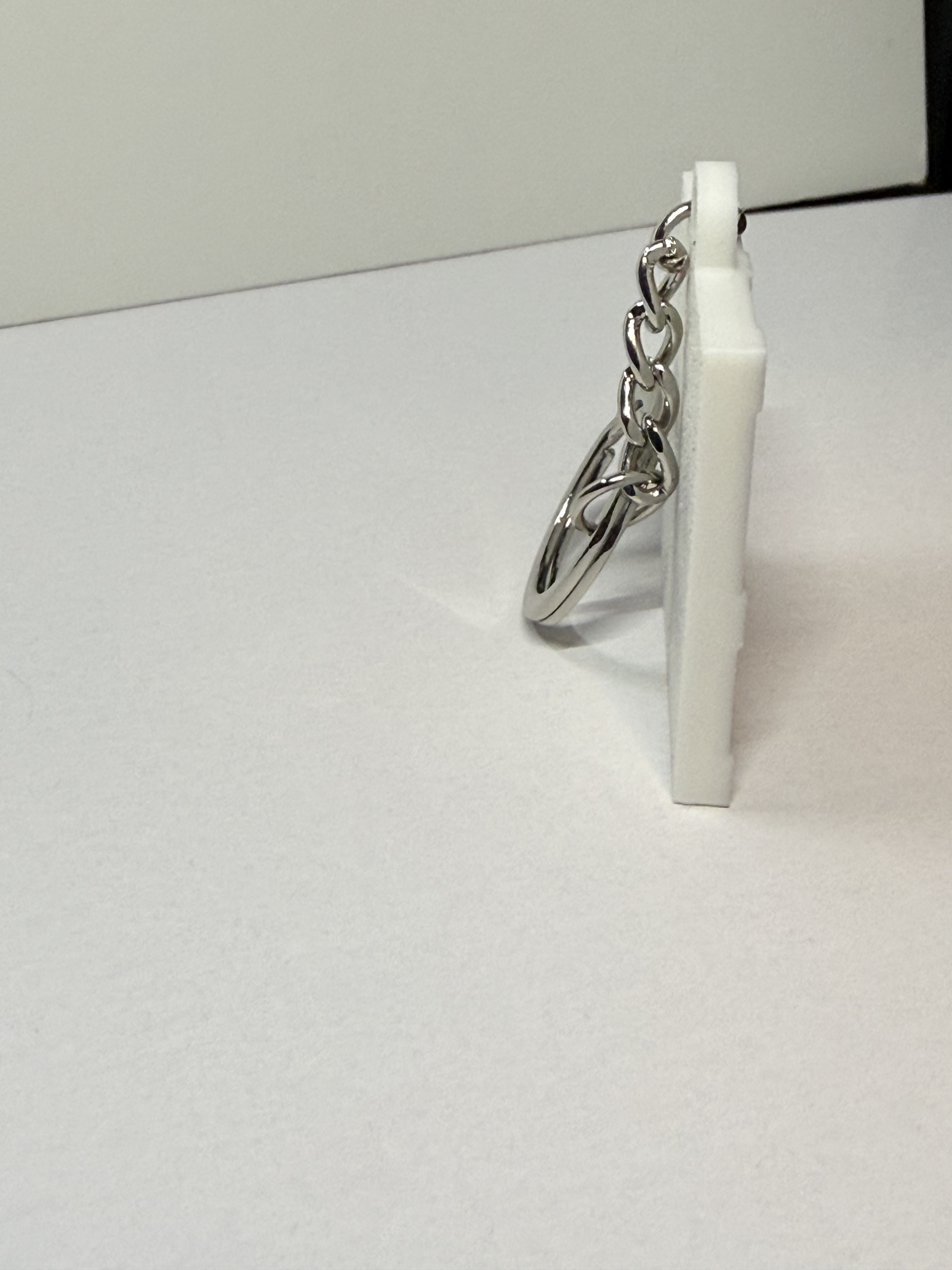 Minecraft-Inspired Skeleton Keychain — STL Grátis | 3DFinder