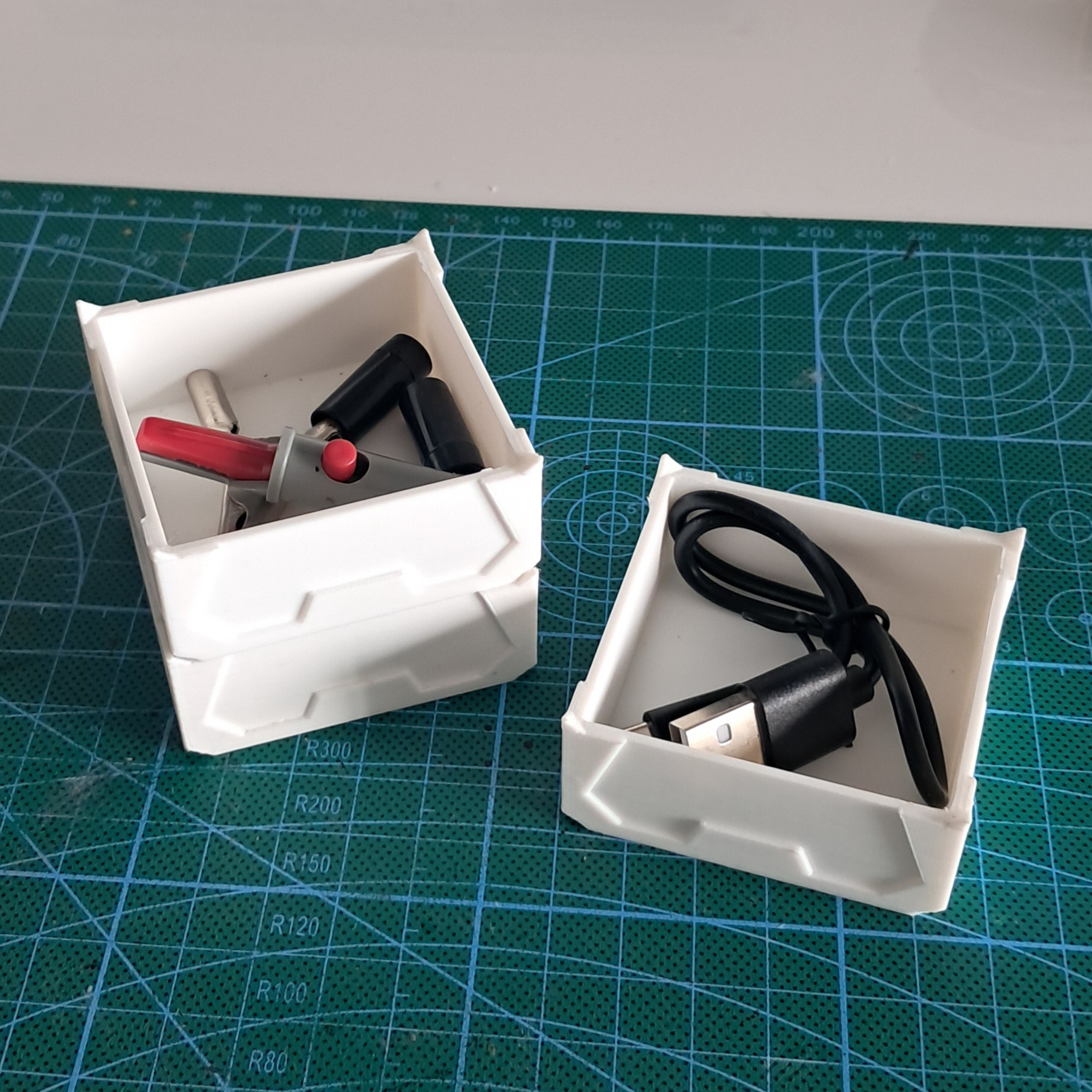 Miniatura 3 do modelo 3D Stackable Sorting Trays – Easy Print Organizer