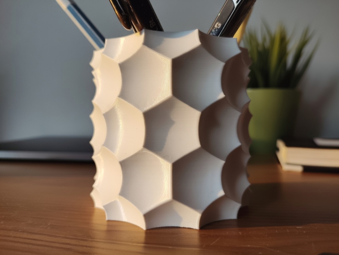 Anti Sphere Pen Holder / Plant Pot / Planter - Vase mode - F