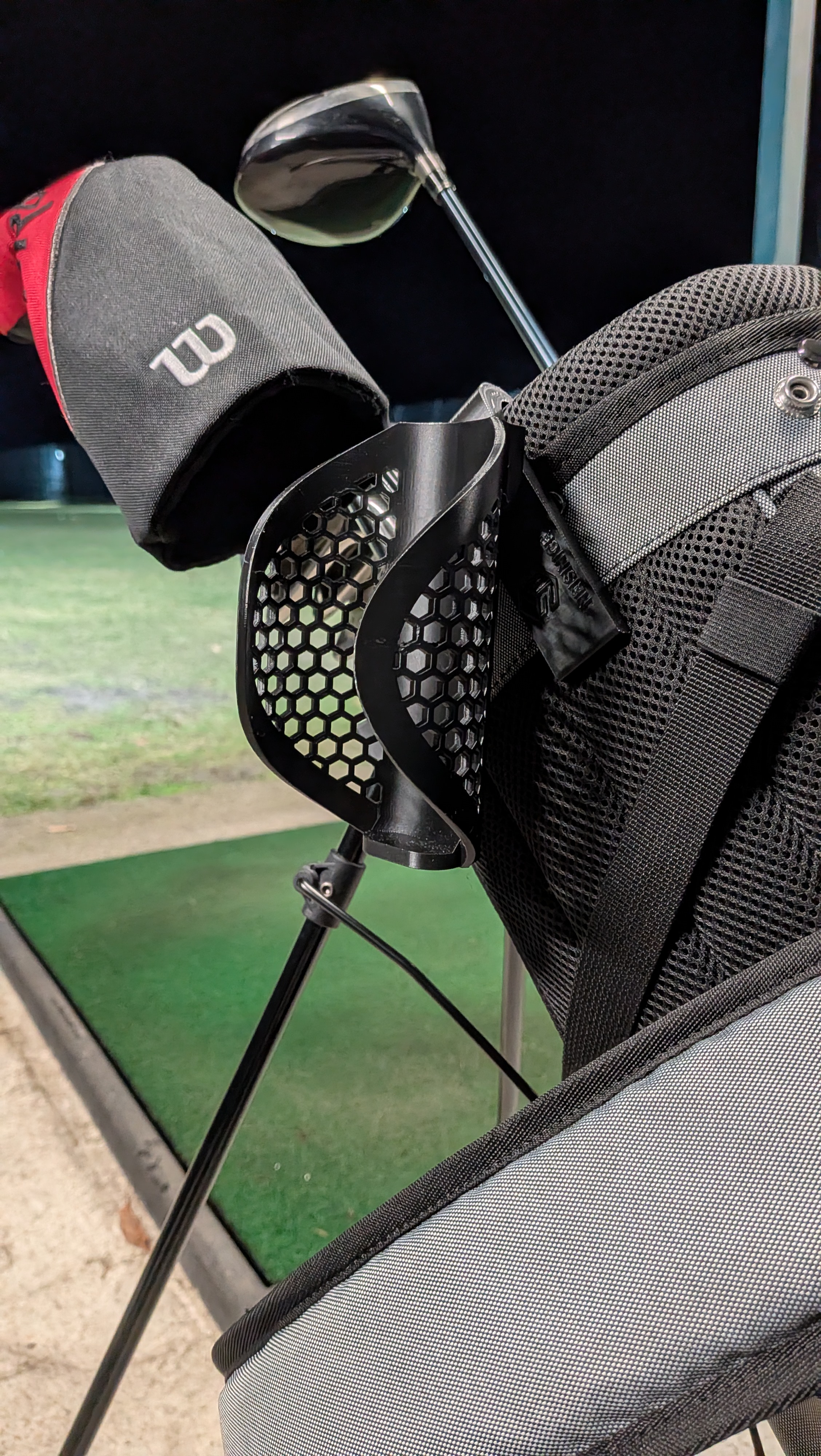 The Ultimate Gyroscopic Golf Cup Holder