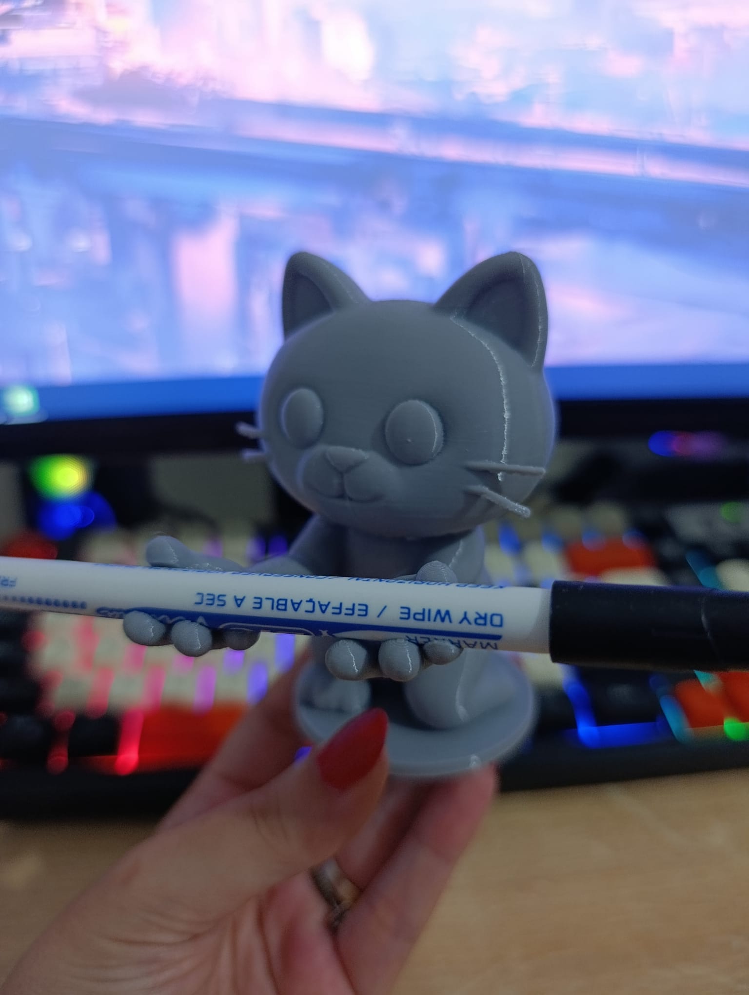 Cat Pen Holder - Kneeling Cat Kitty