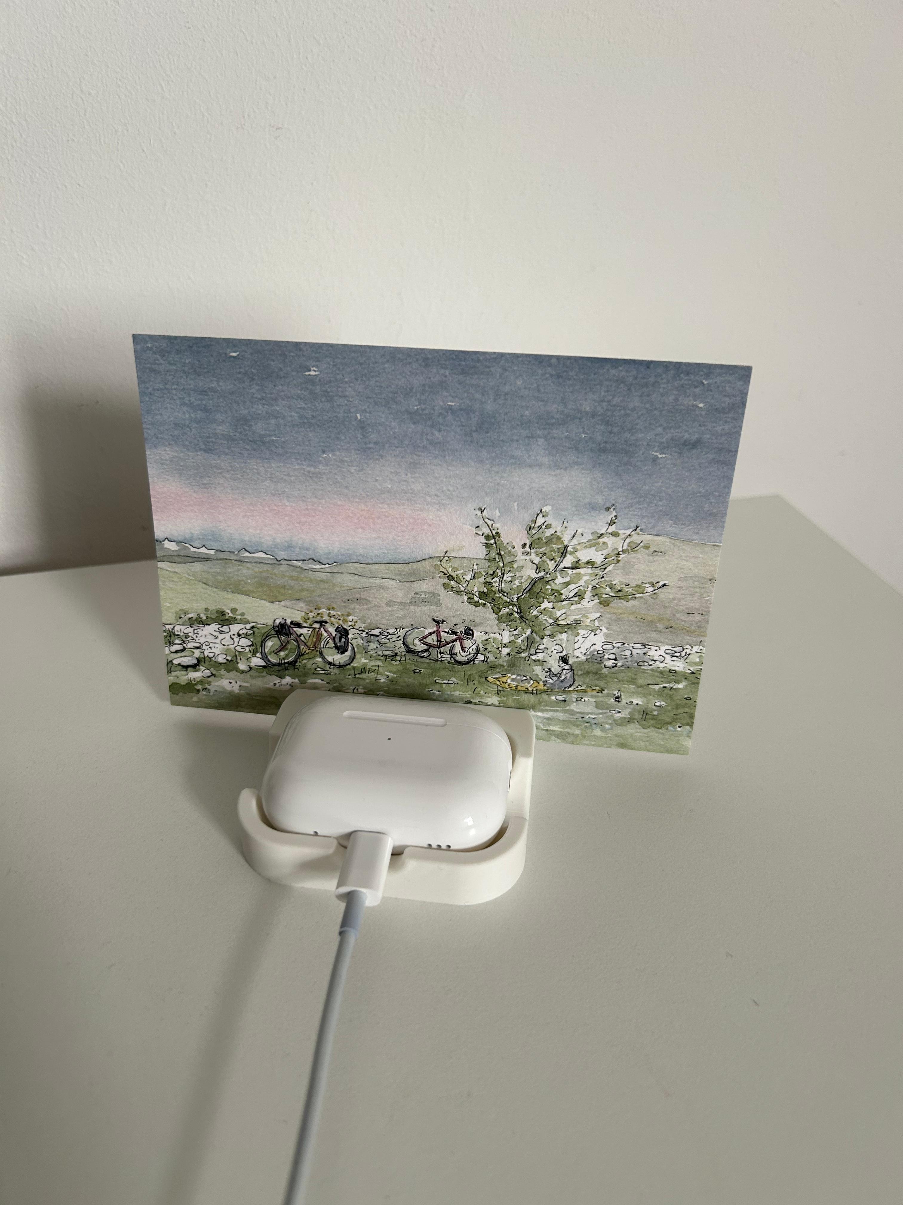 AirPods Pro (2nd Gen) Stand with Photo Slot