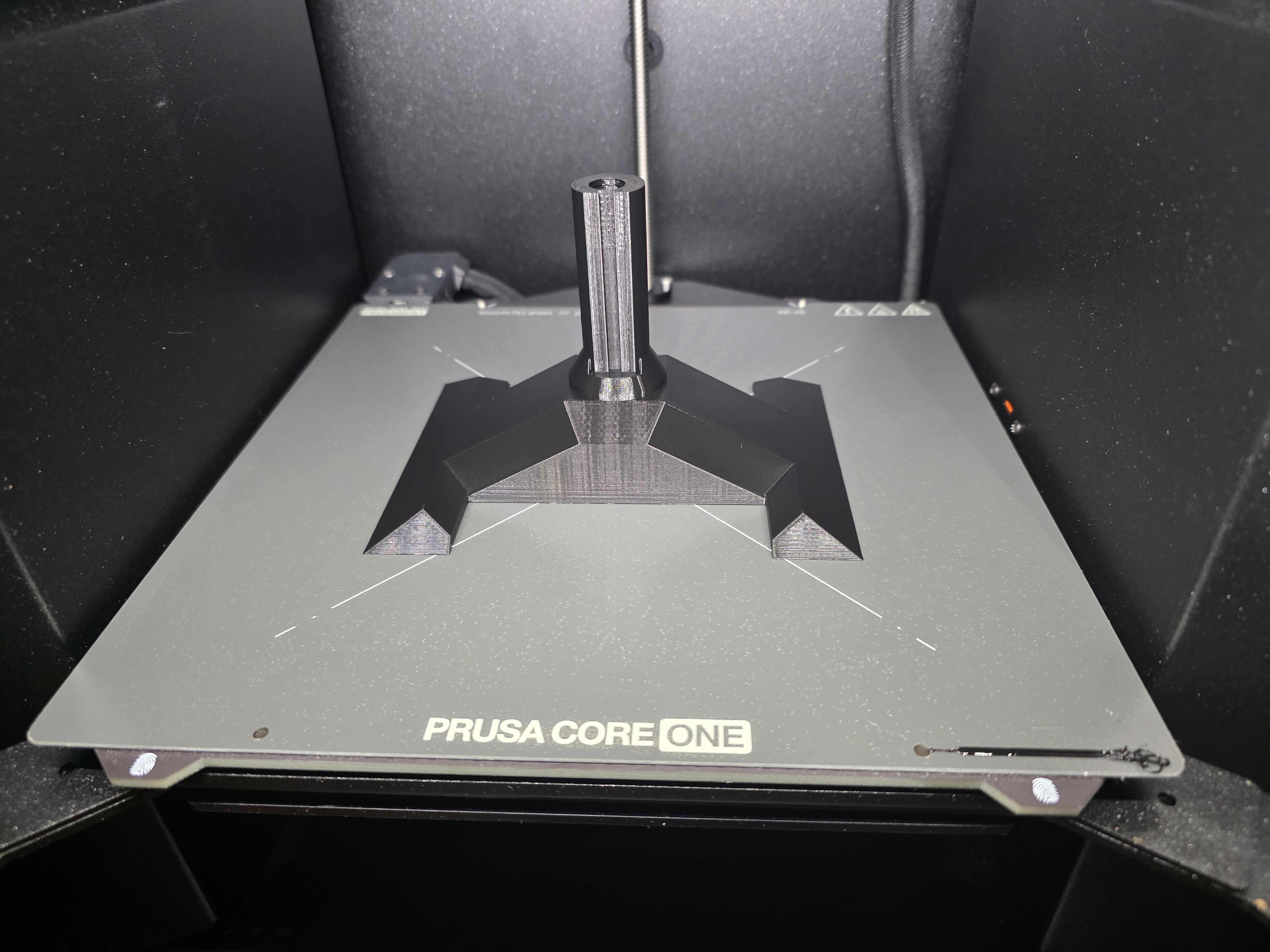 Extended base for cases with bottom fan slots (H9 Flow)