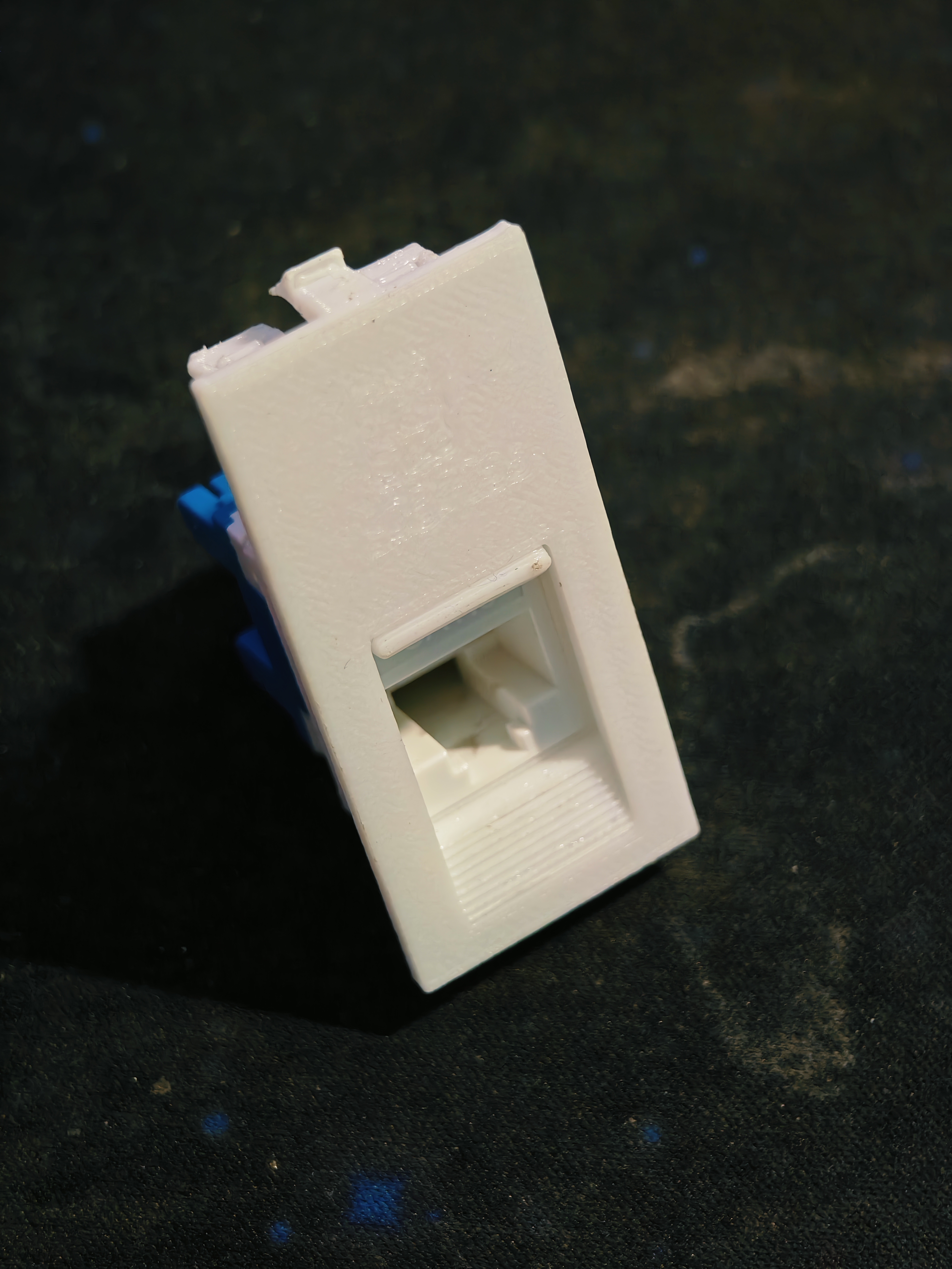 Custom 3D Printed Faceplate Adapter for Standard RJ45 Keystone Jack – Compatible with Anchor