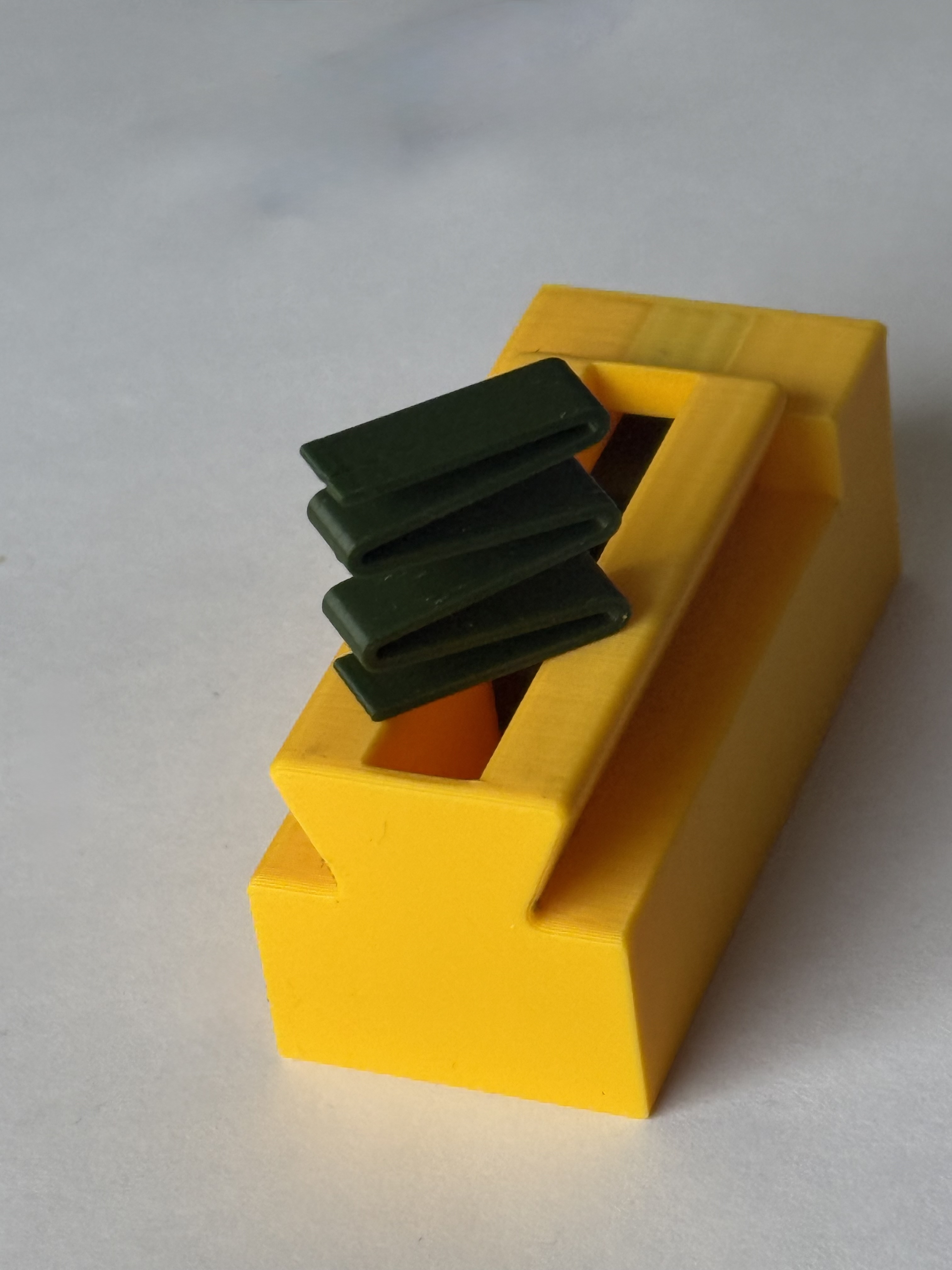 Aperolino Box für Federn 3D model thumbnail