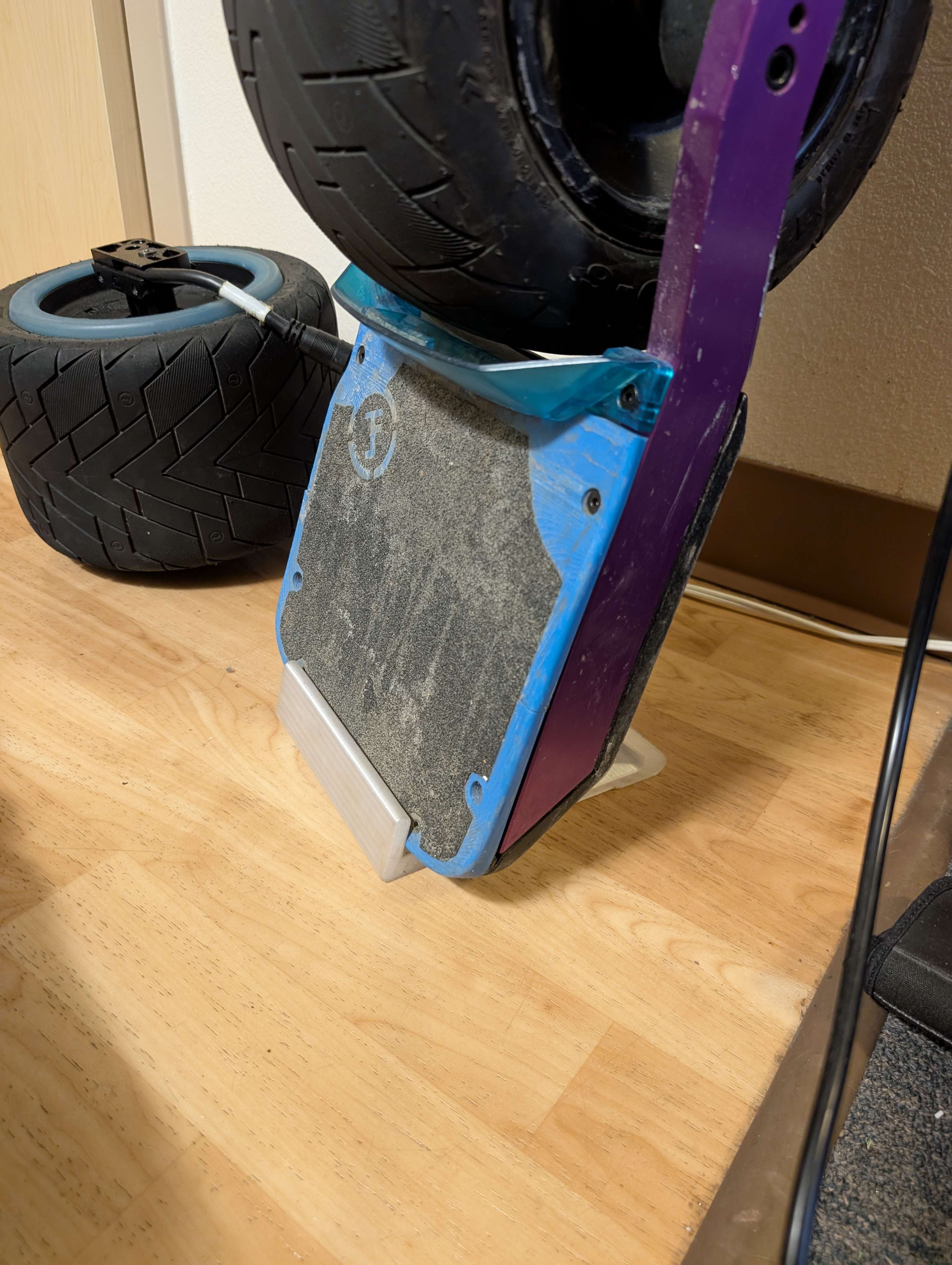 Mini Onewheel Stand