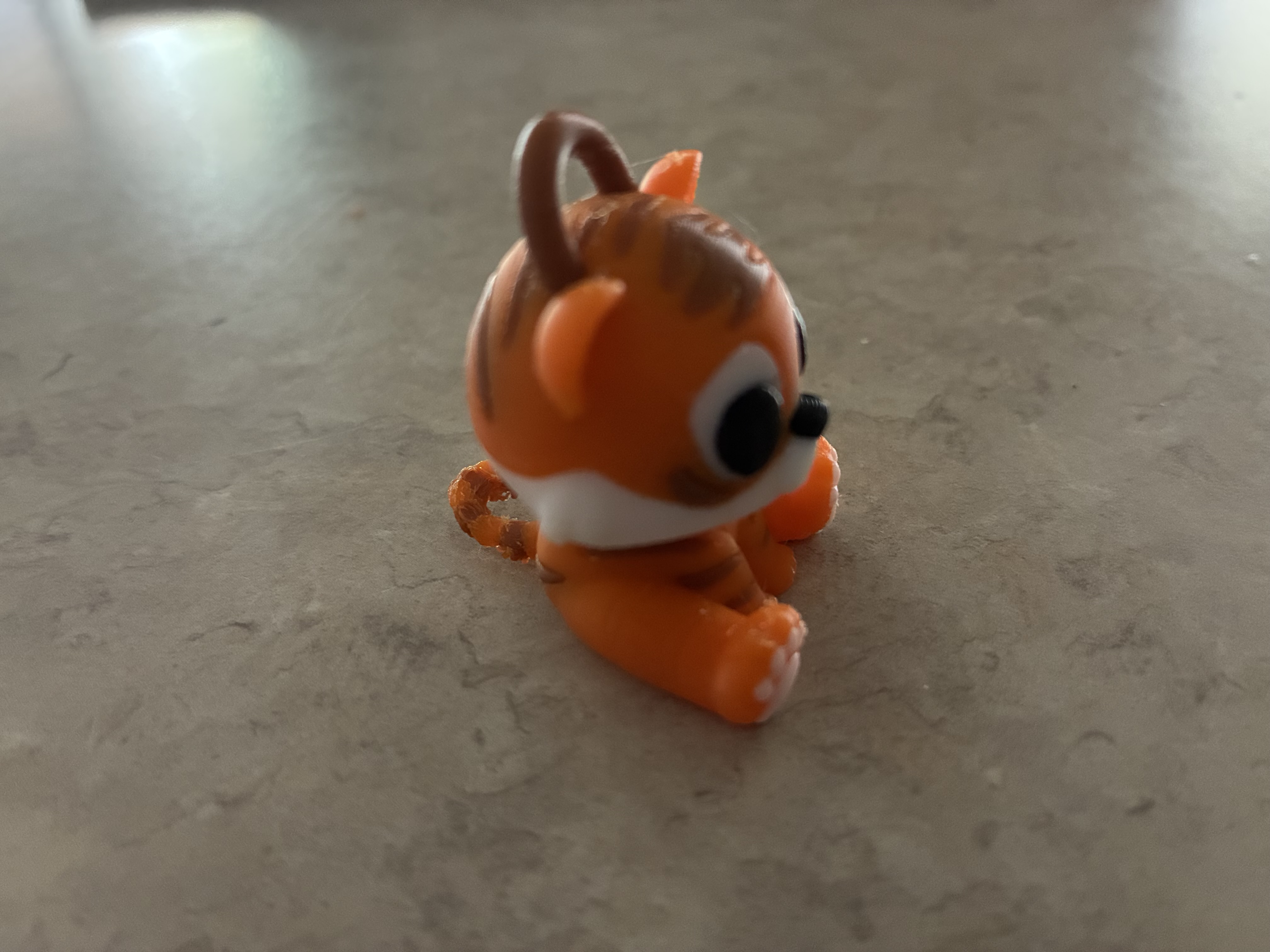 Miniatura 2 do modelo 3D Tiger Cub Keychain