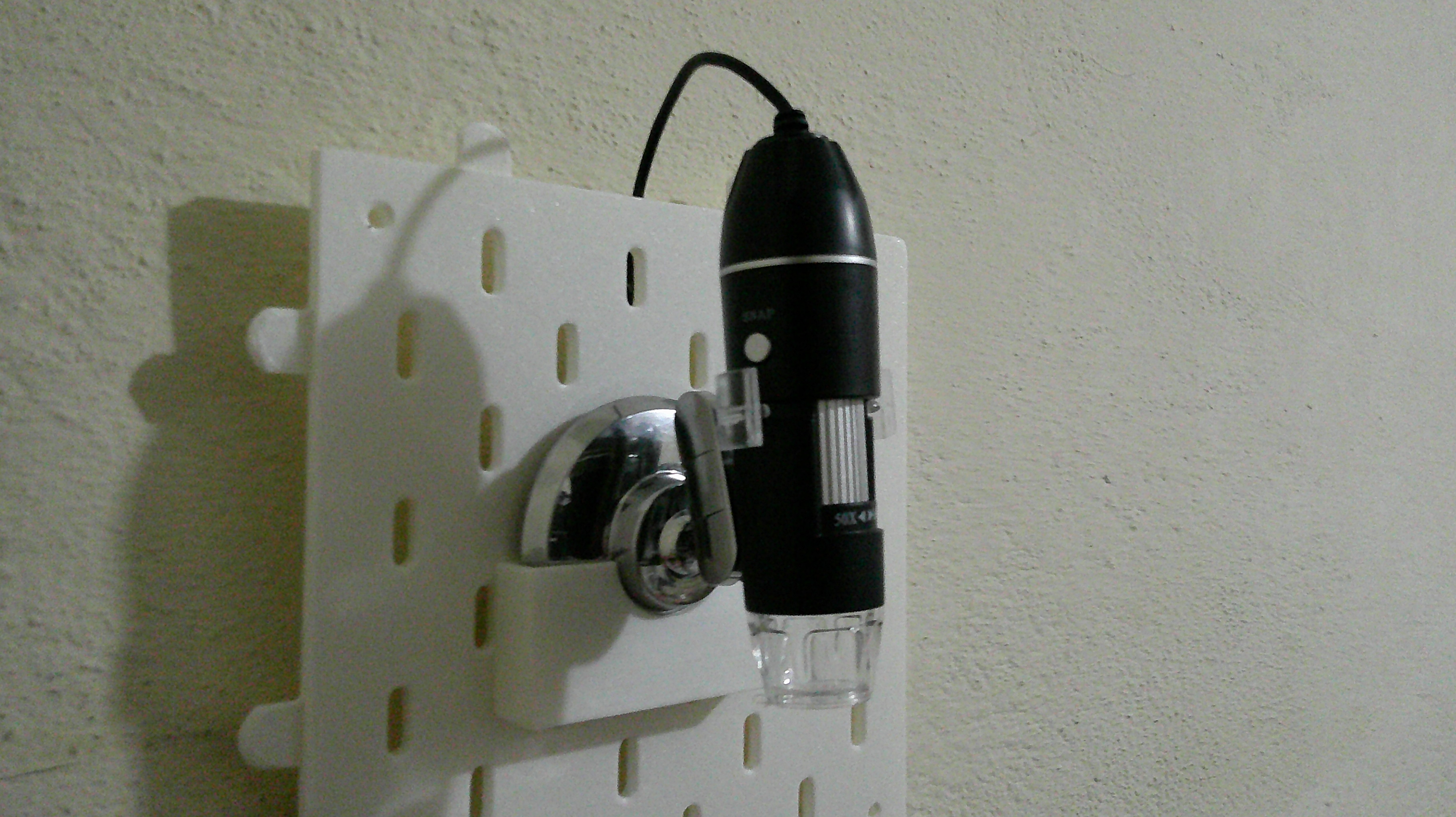 Skadis USB Microscoope holder