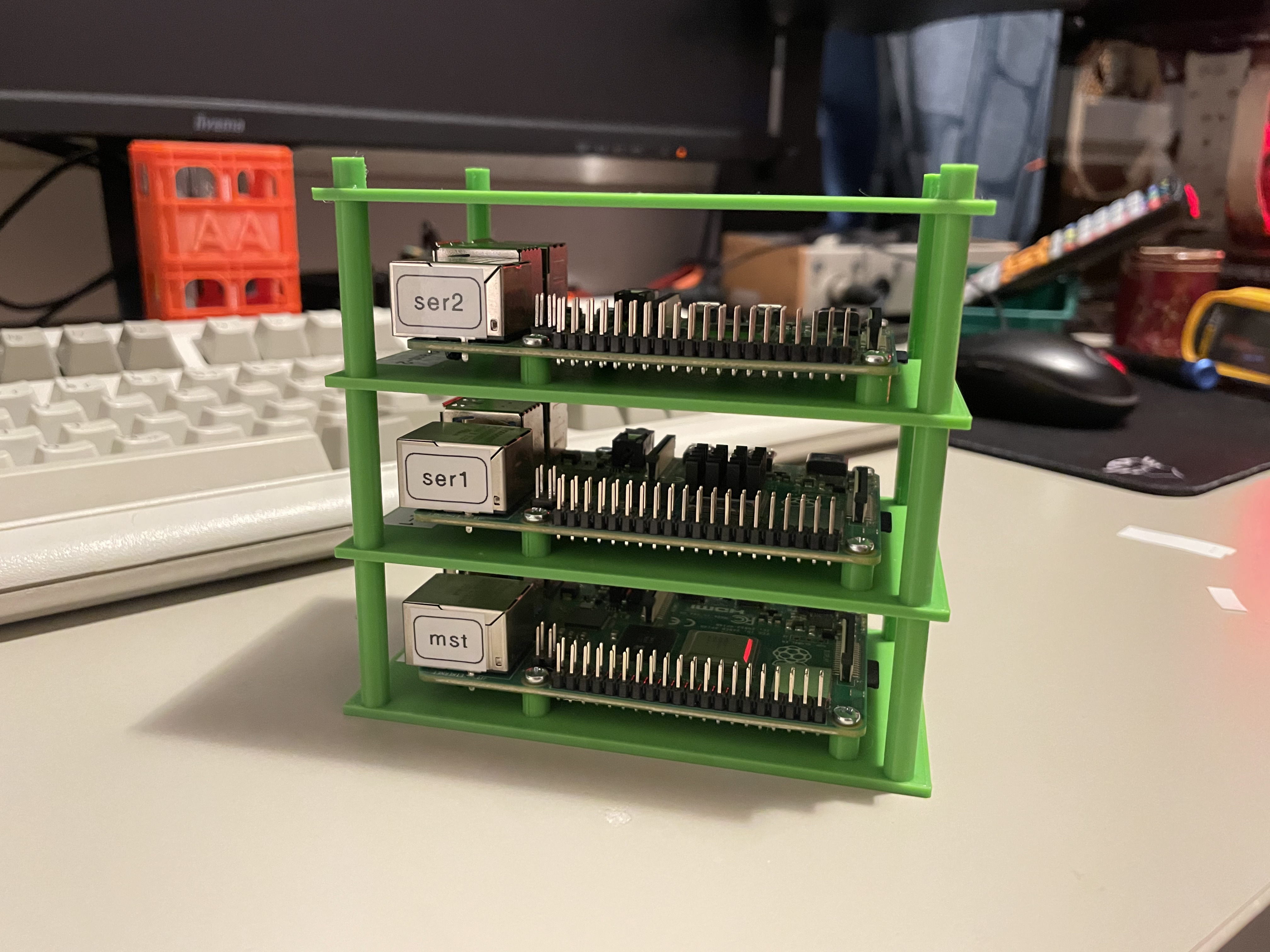Miniatura 3 do modelo 3D PiStack - A stackable Raspbery Pi 4 mounting solution