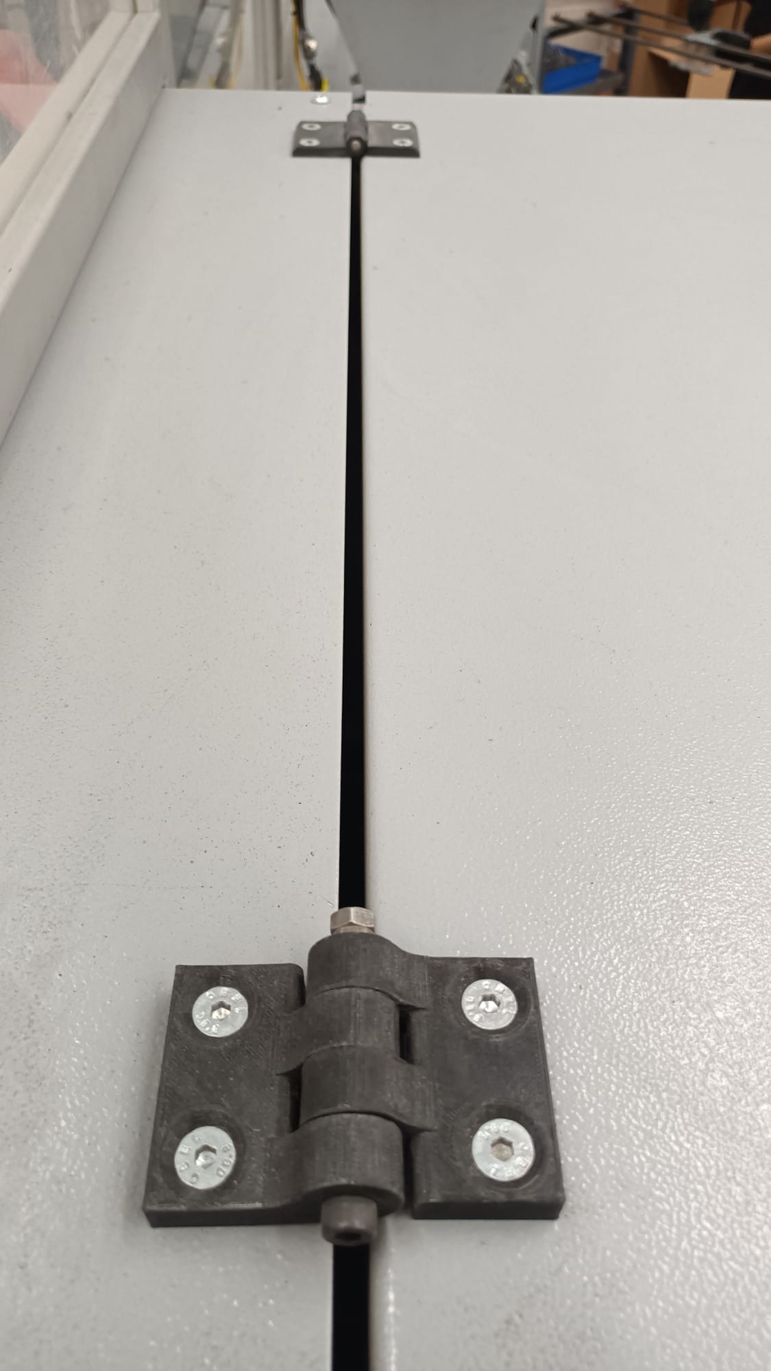 Miniatura 2 do modelo 3D Strong Hinge
