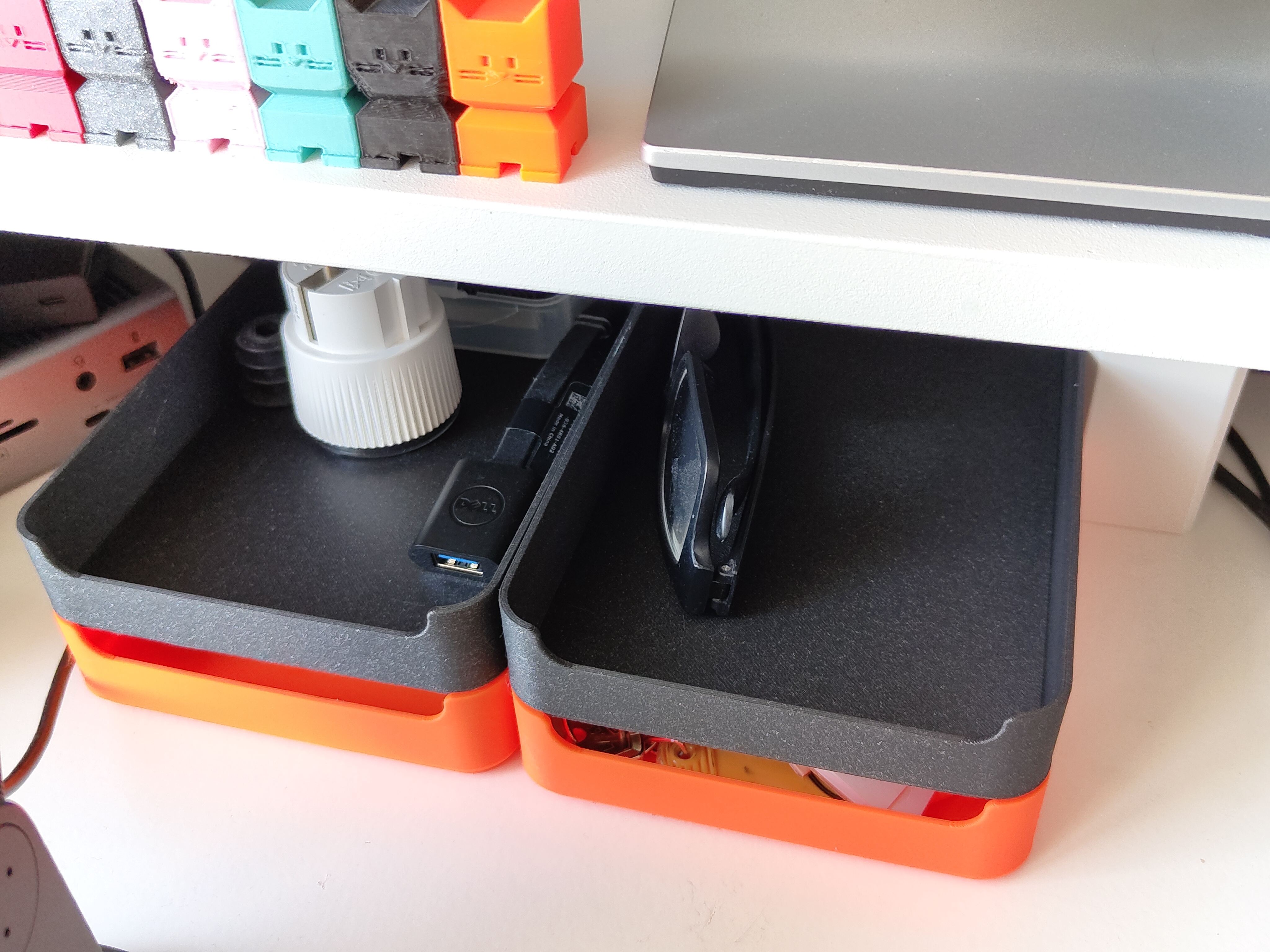 Miniatura 3 do modelo 3D Stackable storage tray