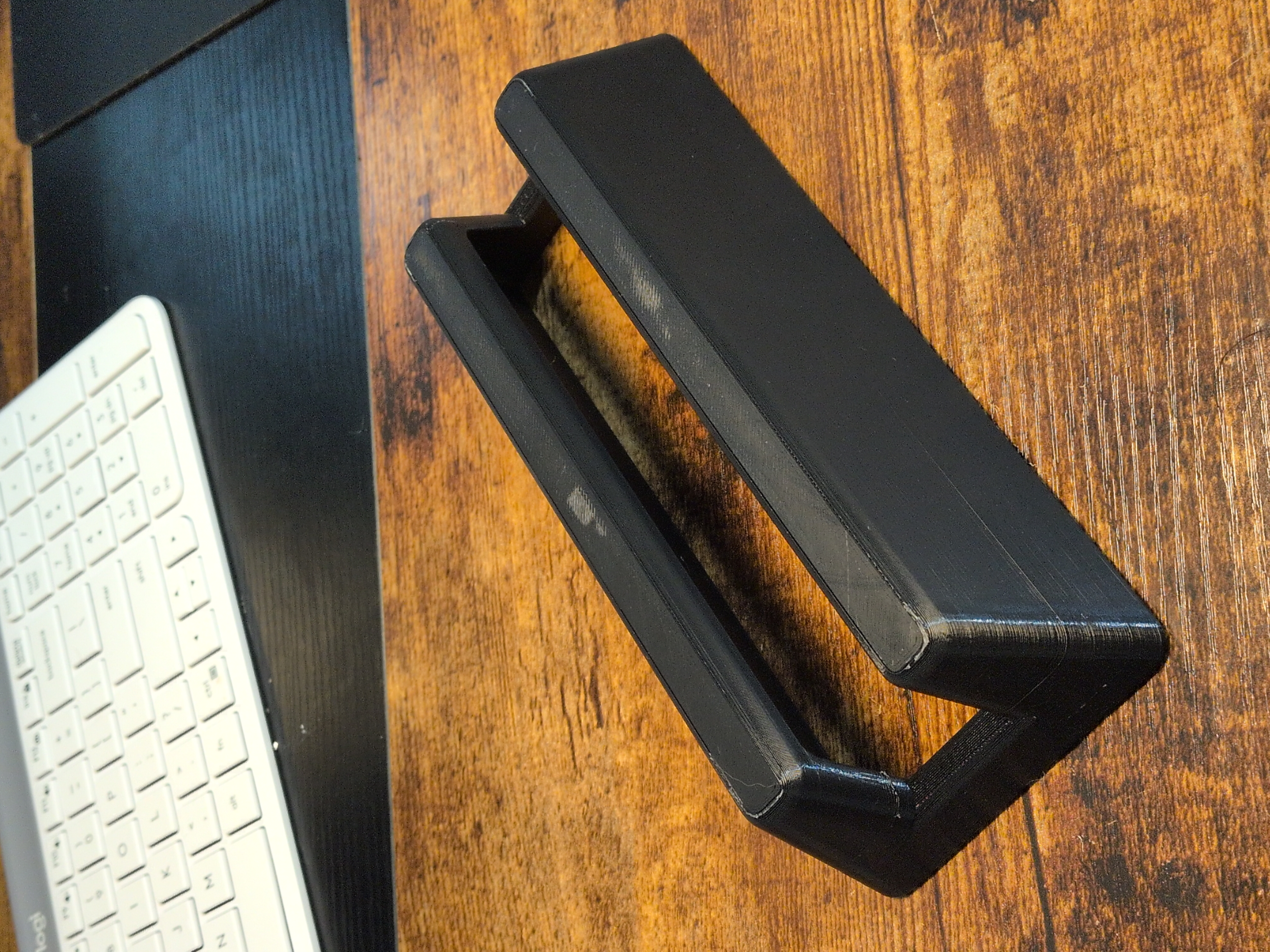 Laptop Holder for 25mm Thickness