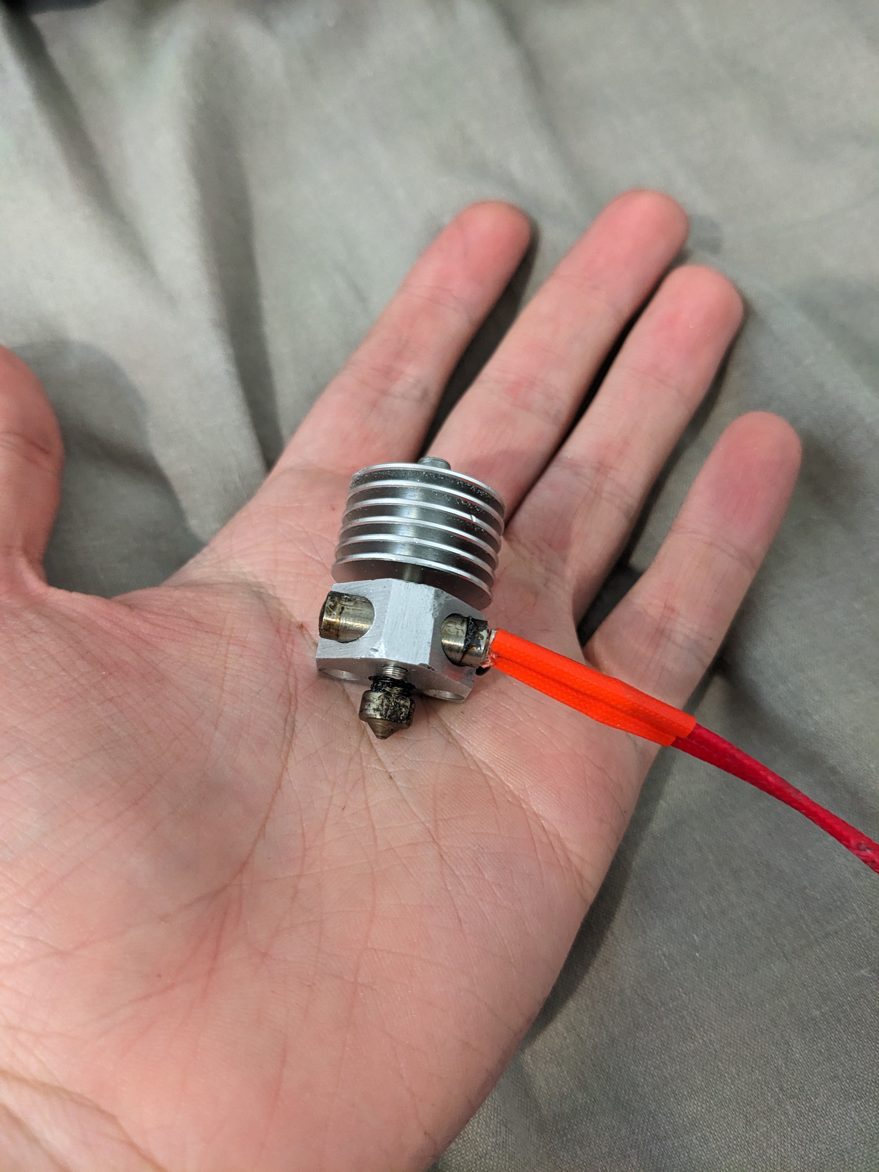 Ridiculously small hotend