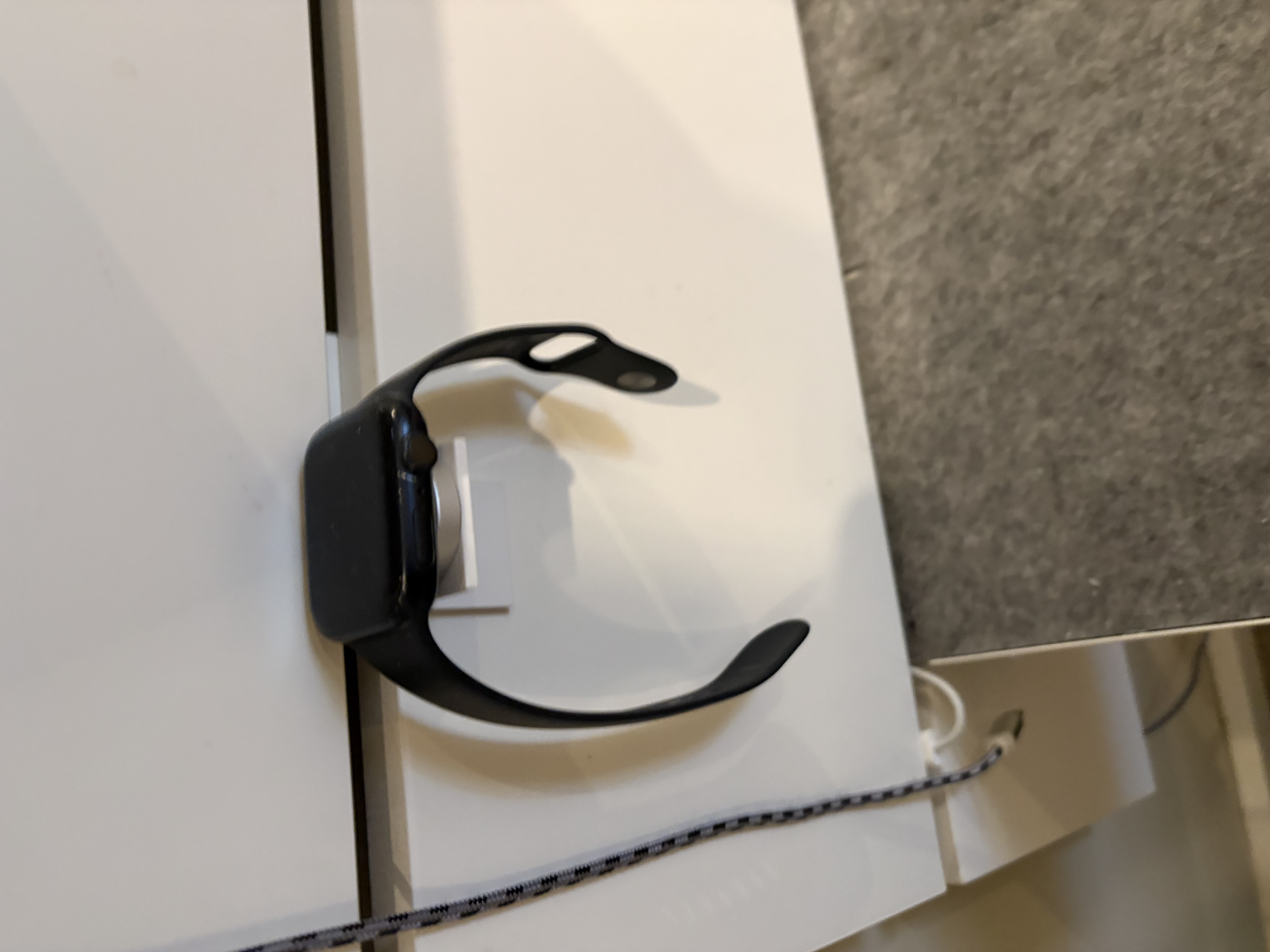 Apple Watch Ladehalter für Ikea Nordli Bett