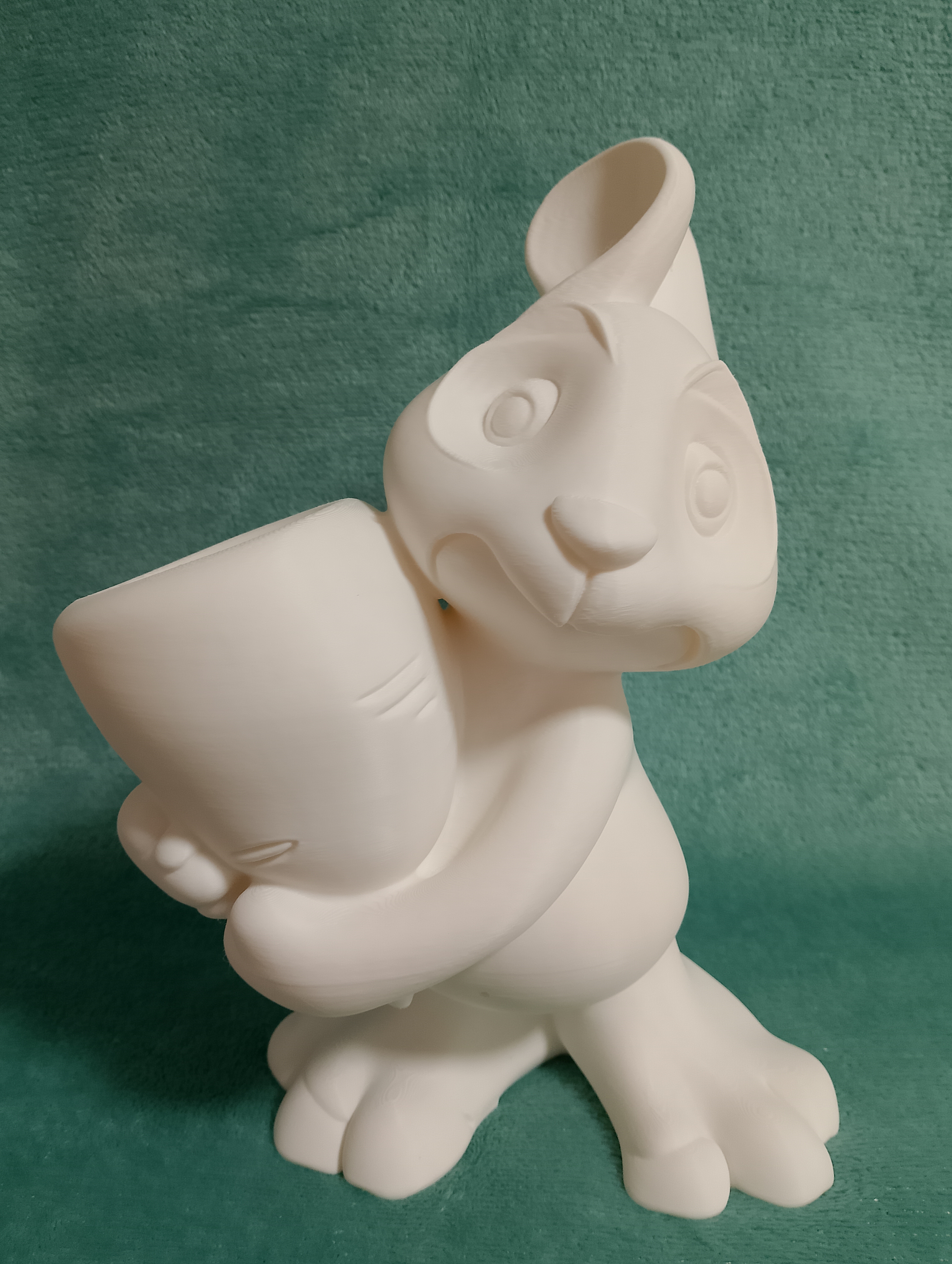 A rabbit with carrots - garden decor
