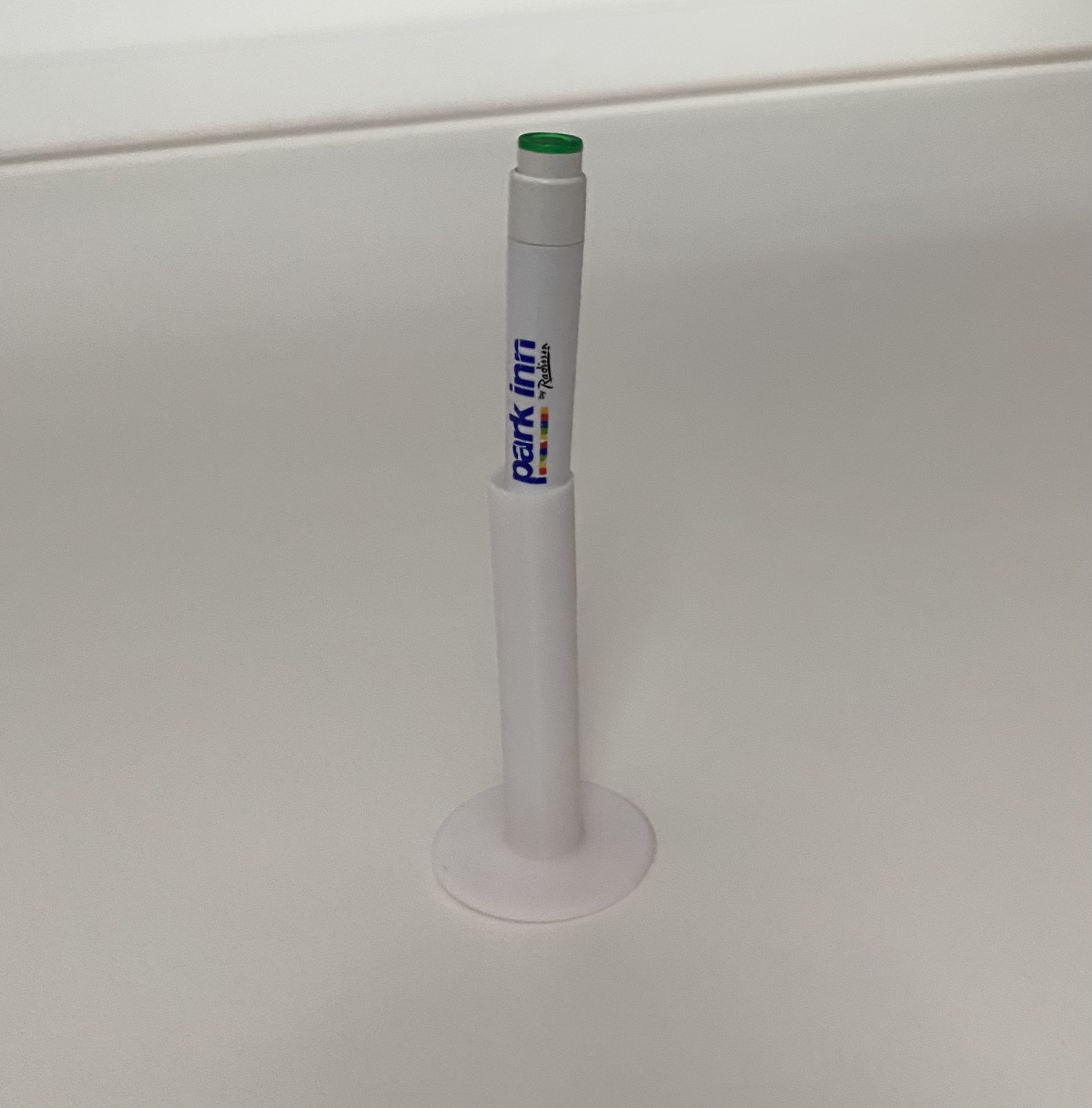 simple single pen holder