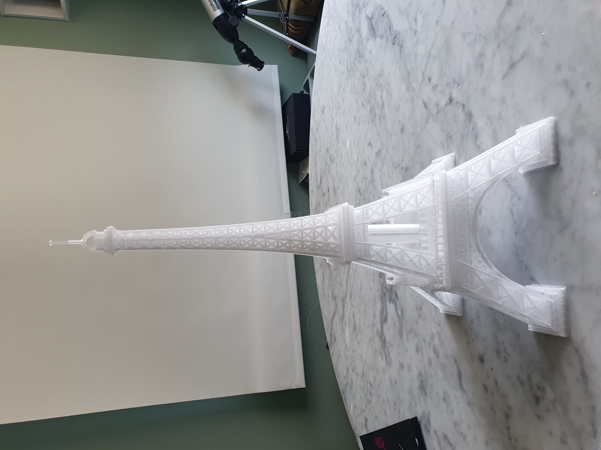 LED Lighted Eiffel Tower — miniatura 8