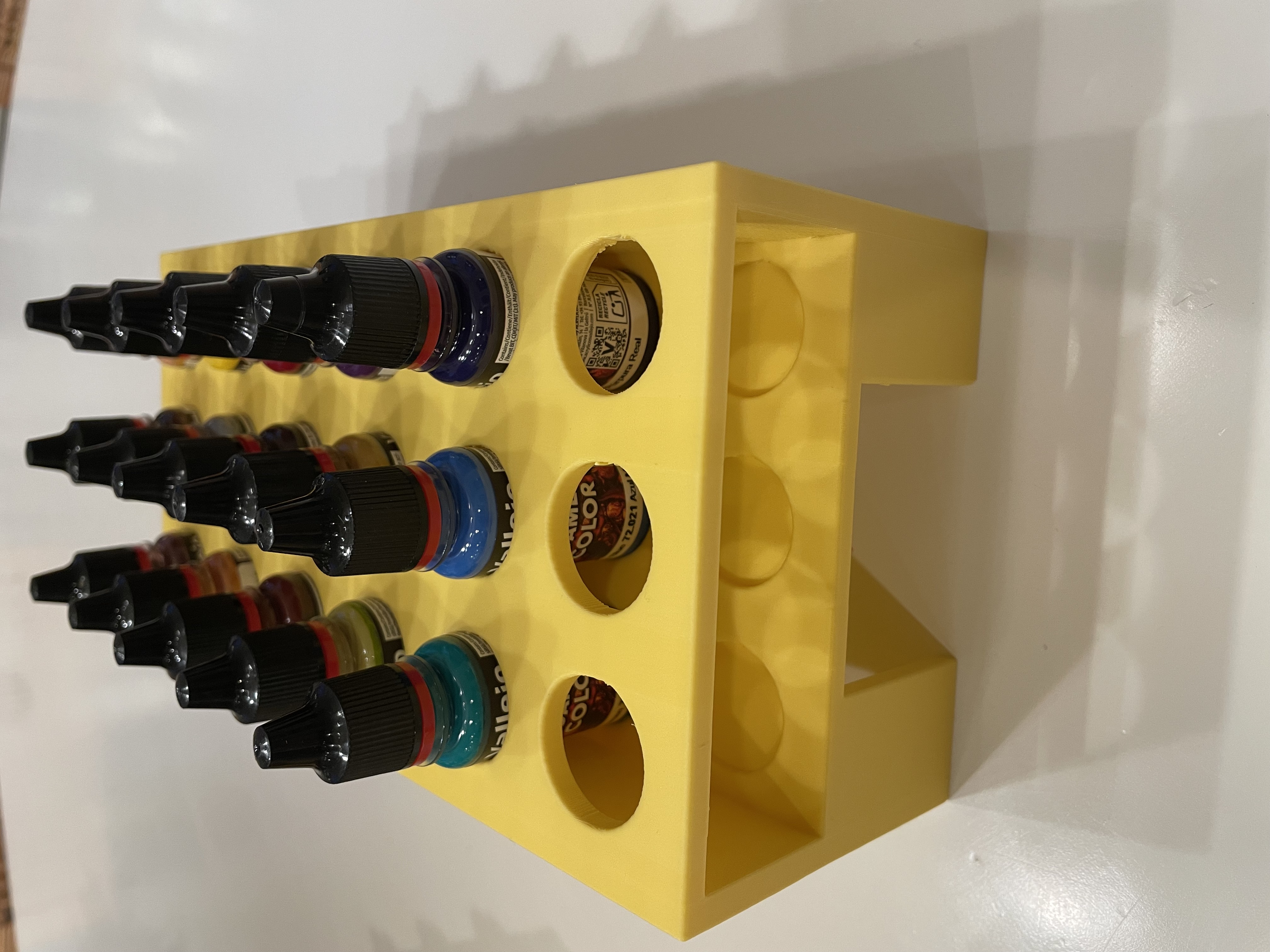 Stackable Vallejo Paint Rack – Holds 18 Bottles, Snug Fit, Modular & Print-Friendly