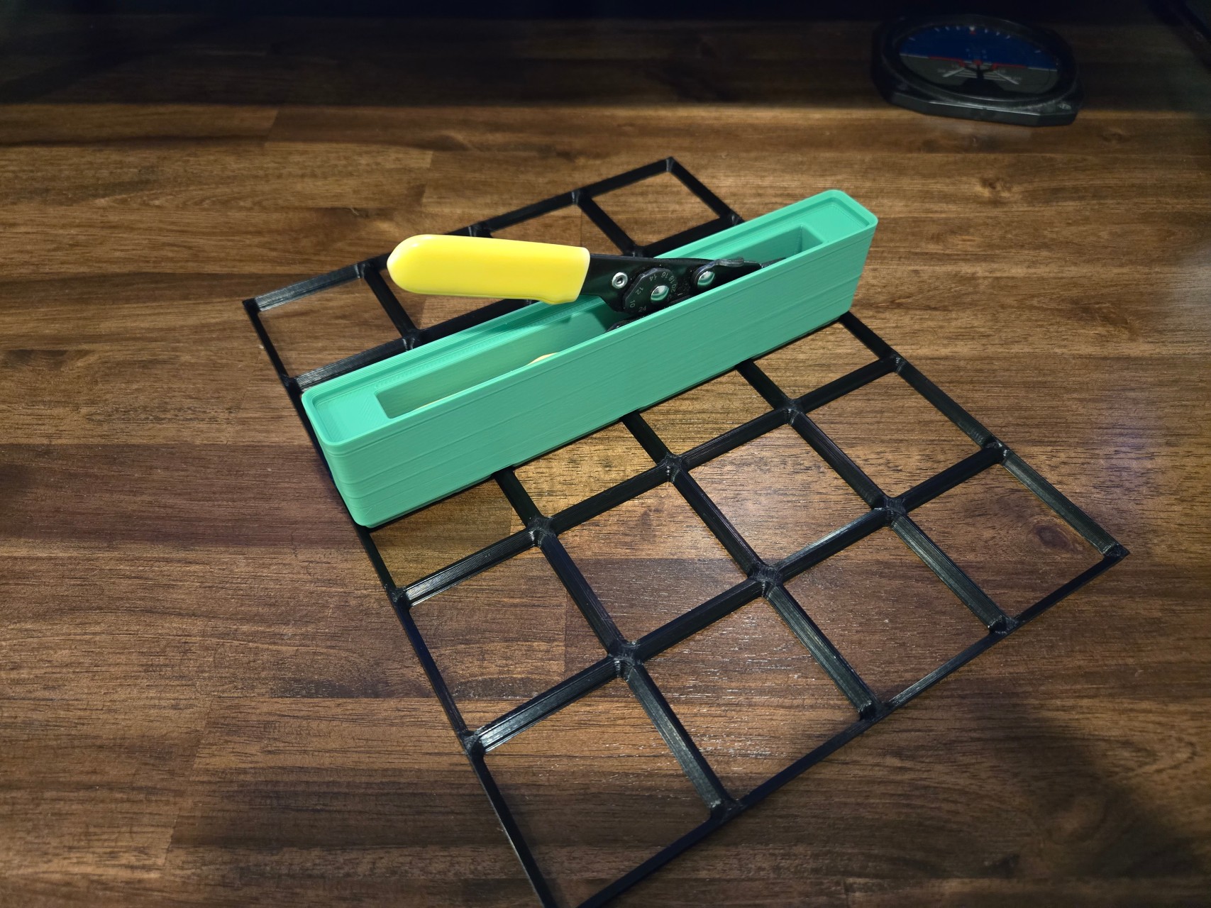 0.5x4x5 Gridfinity Bin for Southwire Wire Stripper