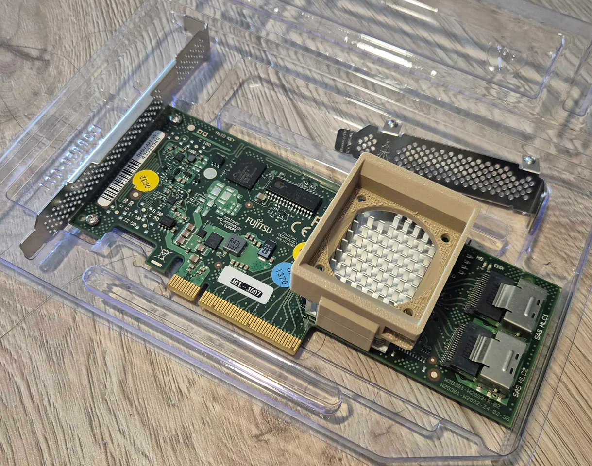 AKB 3Dカード LSI 9211-8i HBA card 40mm fan mount by exakel | Download free STL