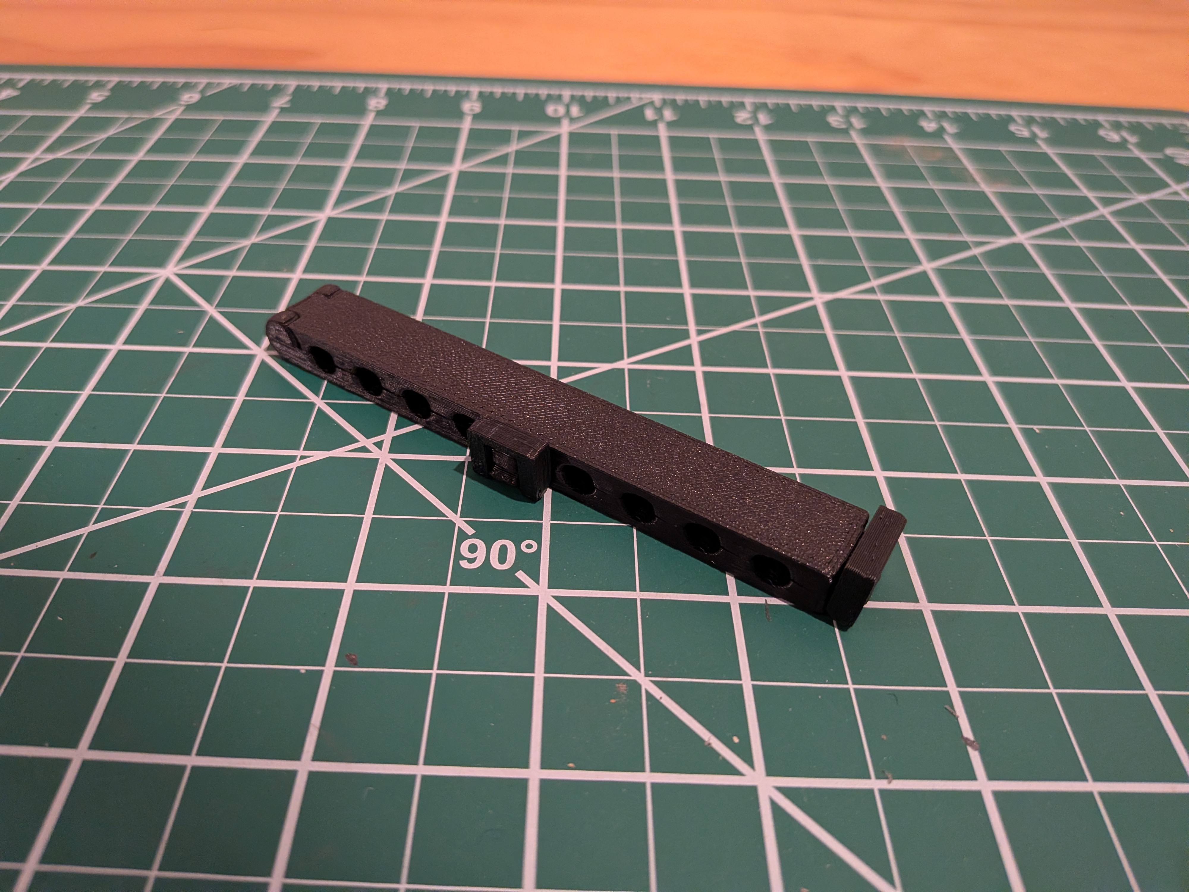 Miniatura 3 do modelo 3D ECG Wire Holder