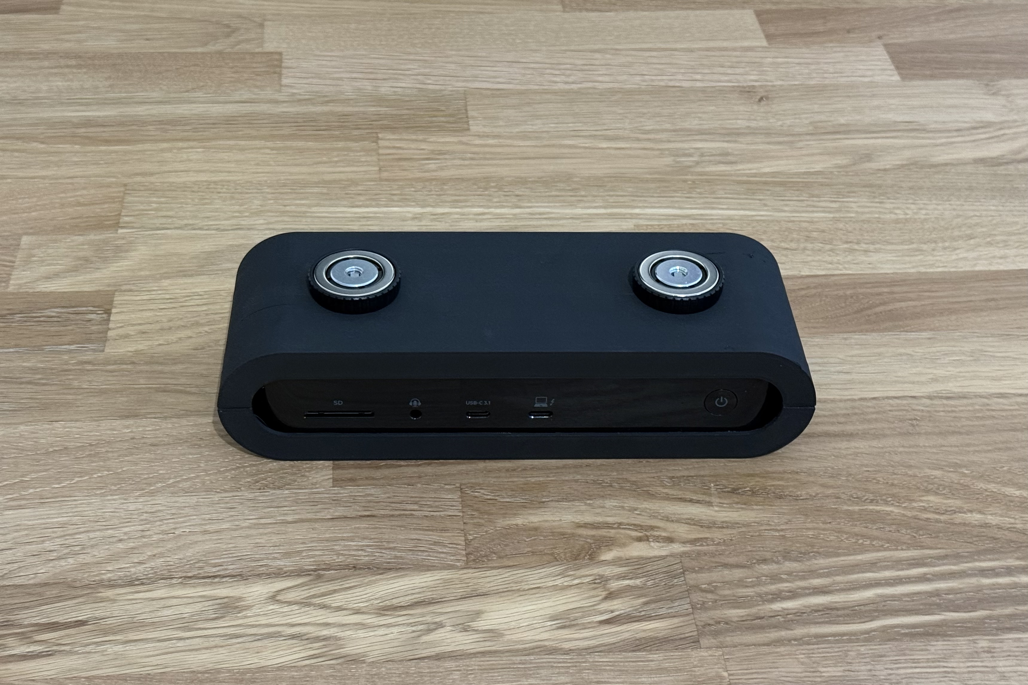 Belkin Thunderbolt 4 Dock Pro MCM Mount