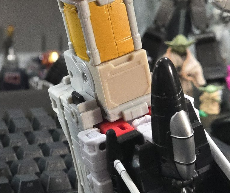 Superion reverse knee cover
