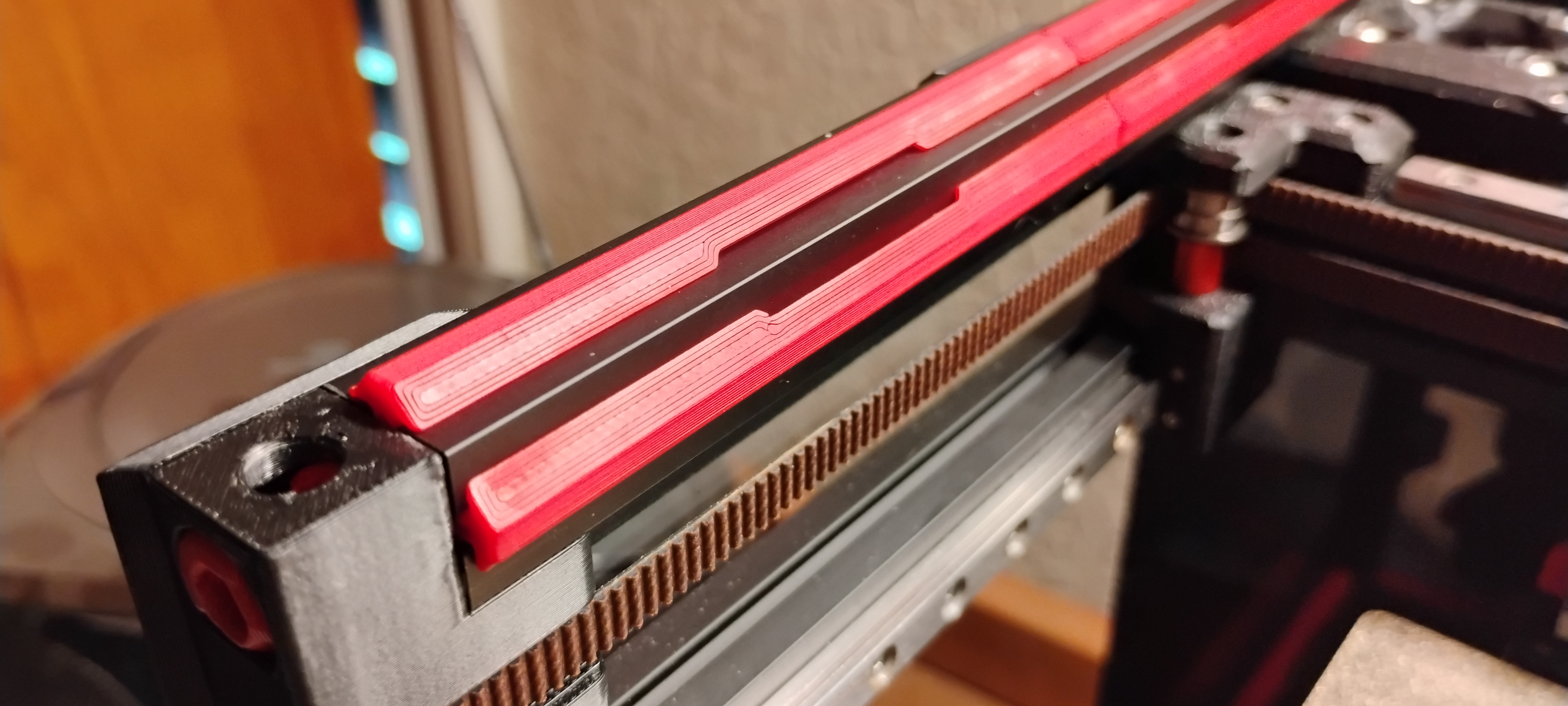 Snap Extrusion Dust Cover (Parametric Model)