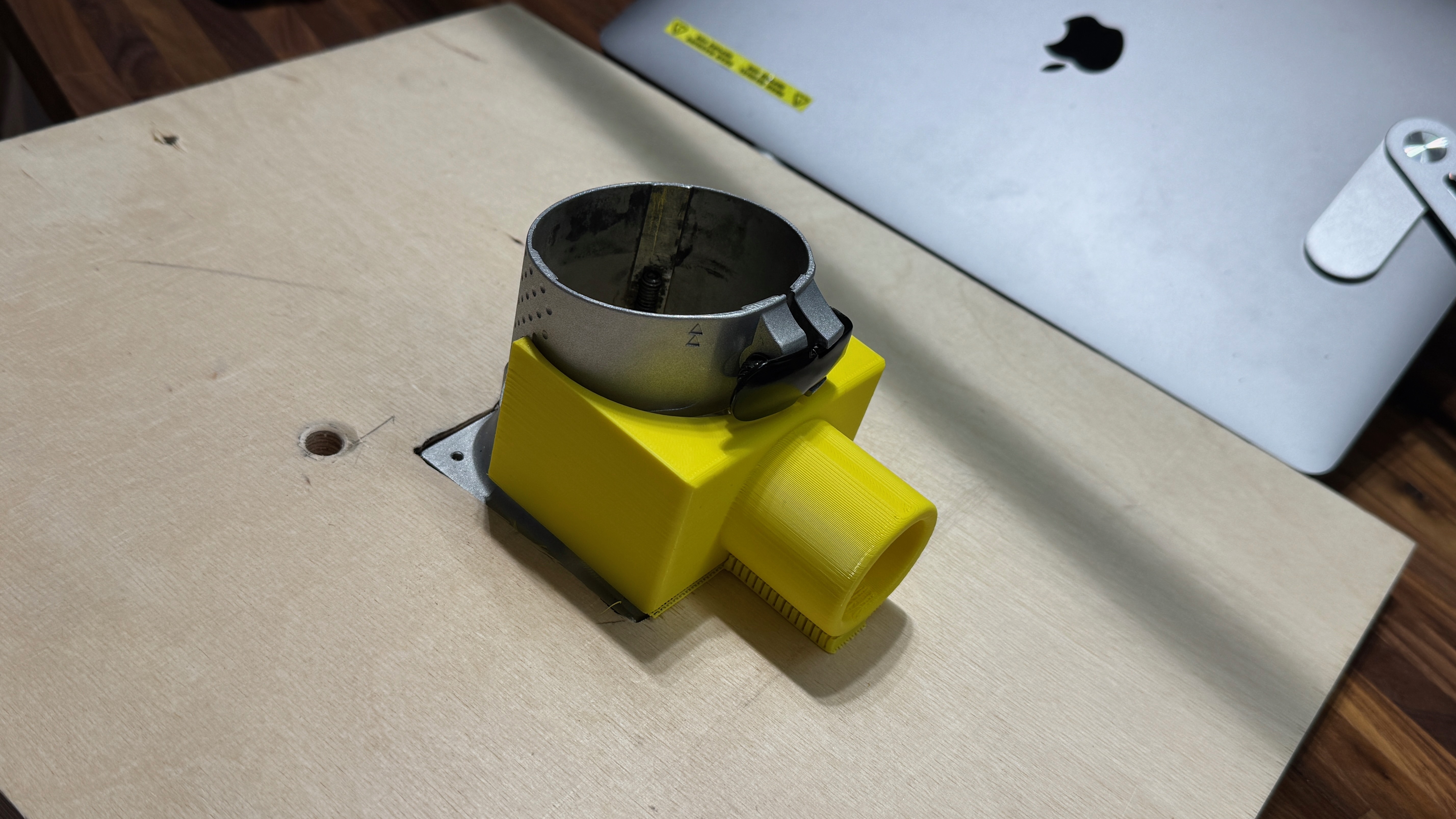 milling machine - Fräse - Bosch GKF 600 vacuum adapter