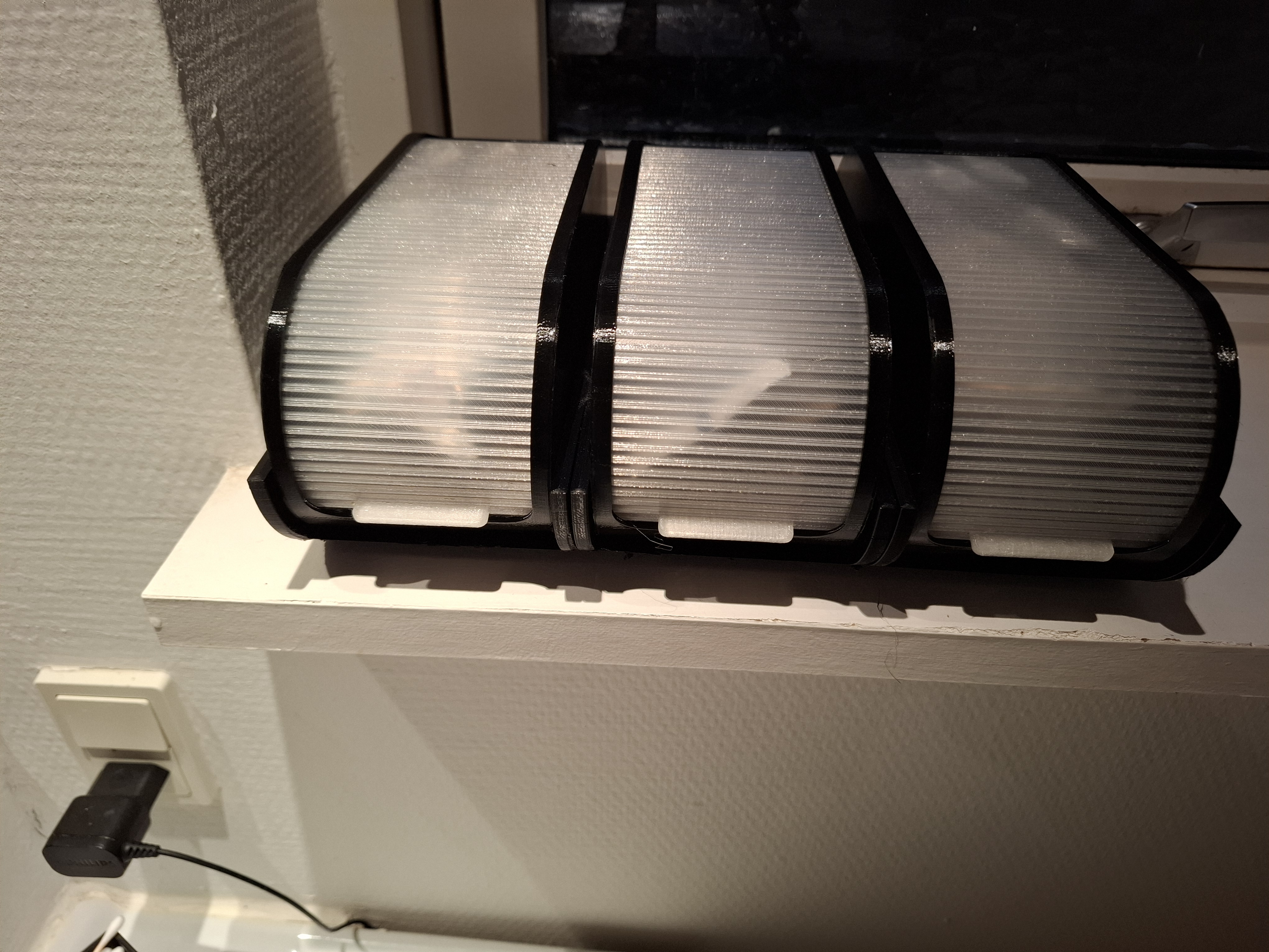 A cradle for Shutter box