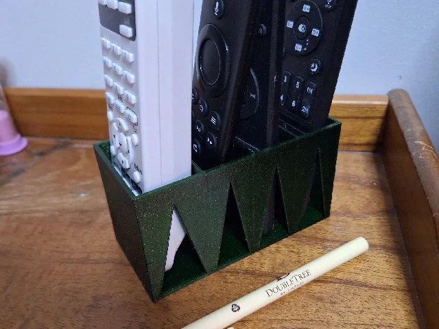 Remote holder x4