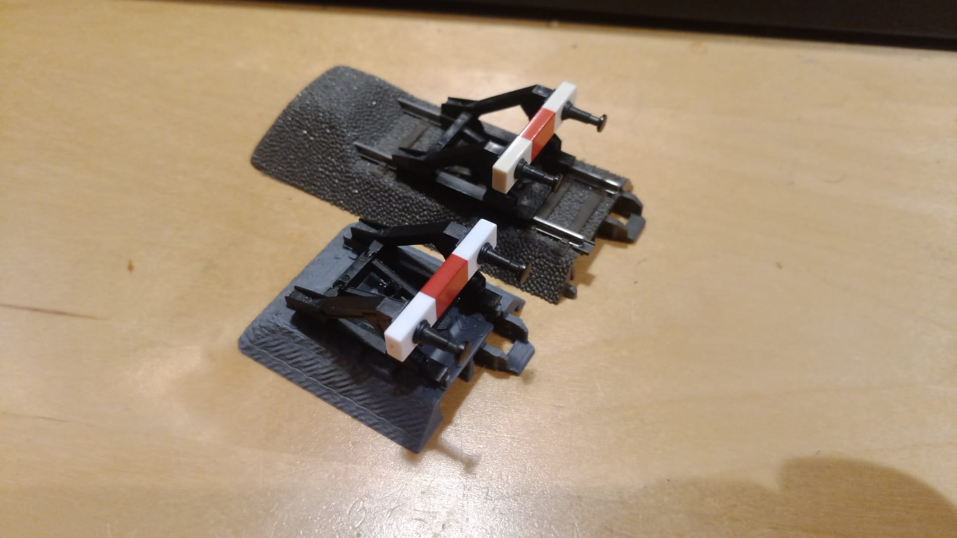 Shorter Märklin C-rail buffer stop