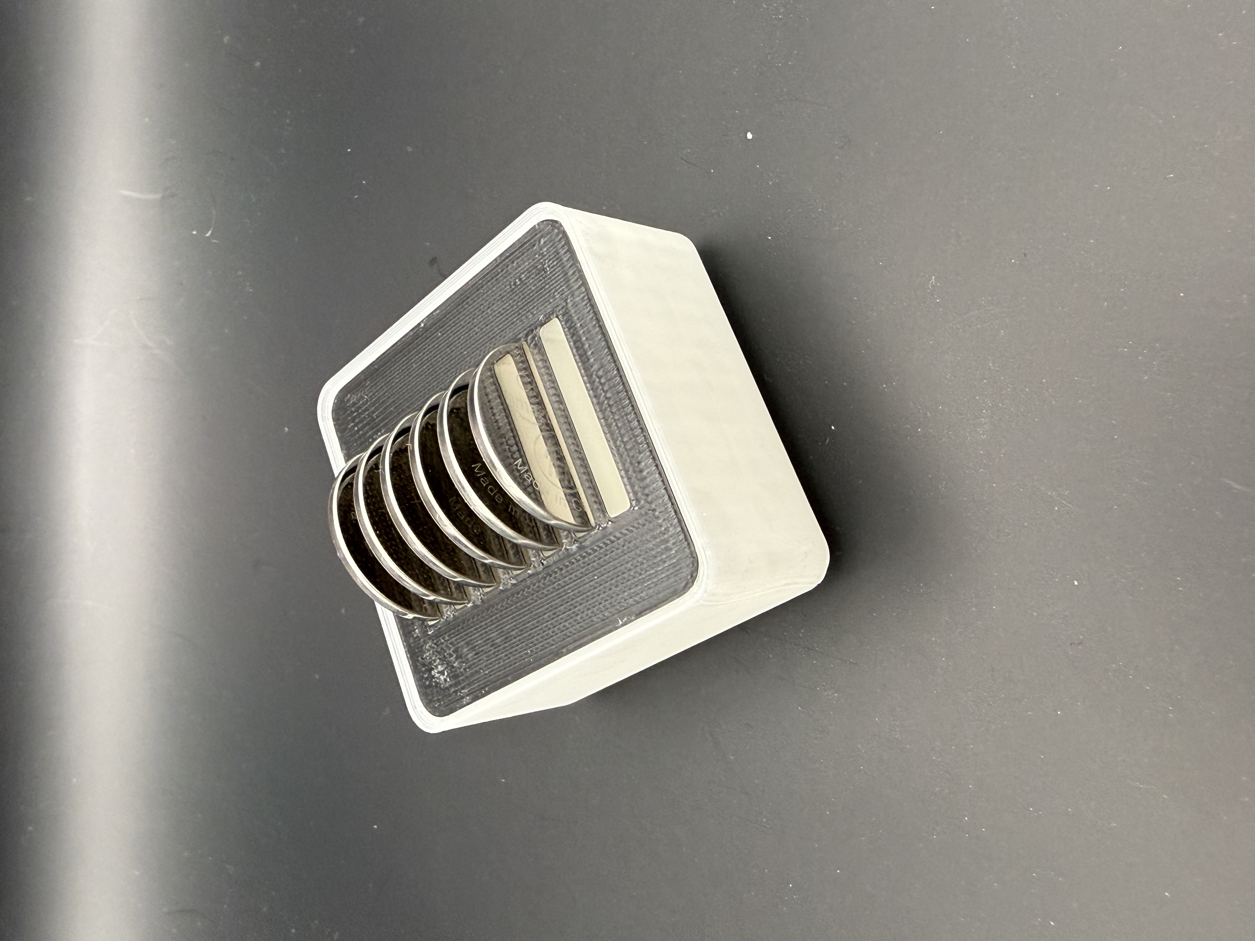Gridfinity Bin 1x1 – CR2025 Battery Holder