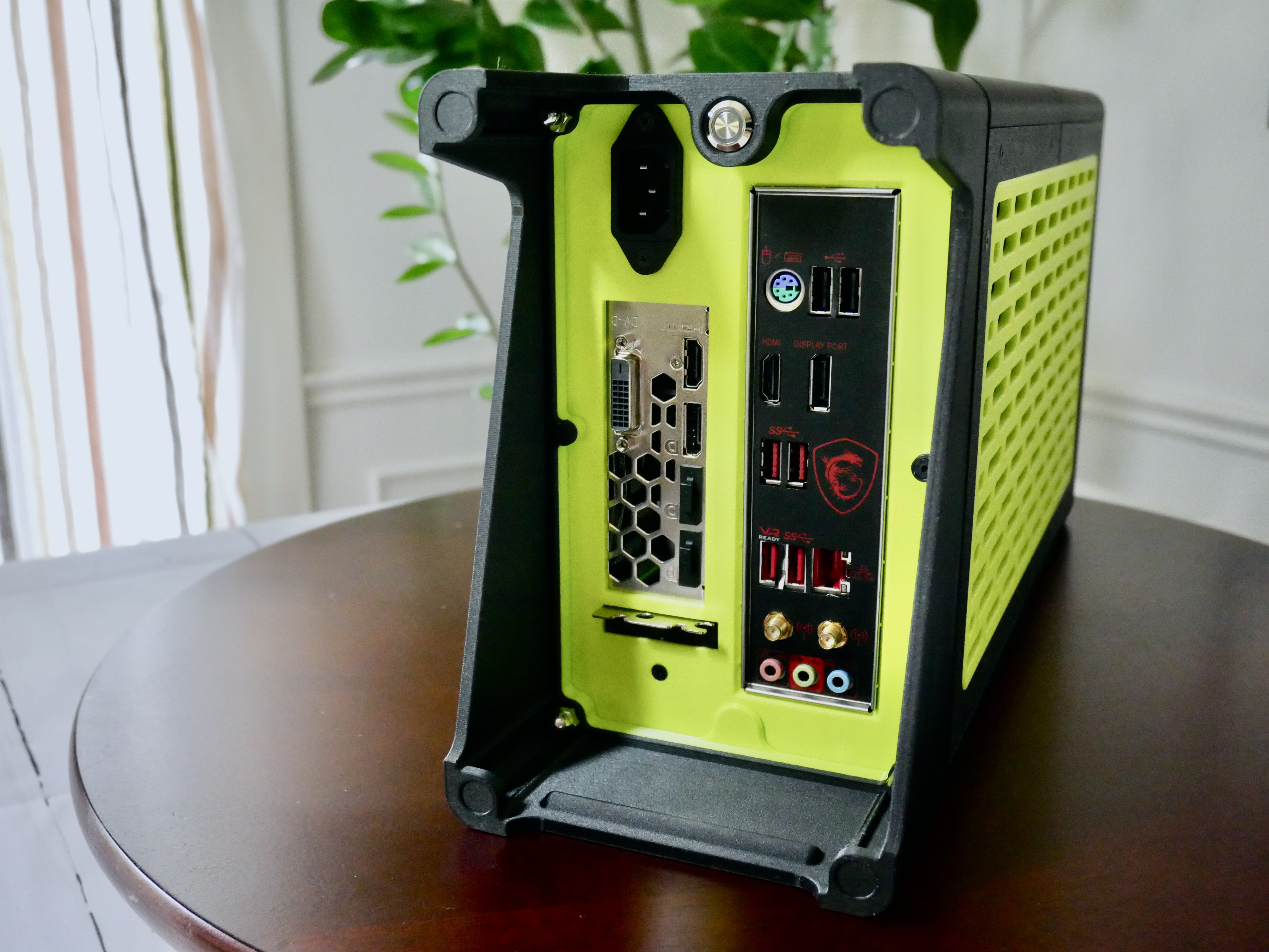 10L SFF Case — miniatura 3