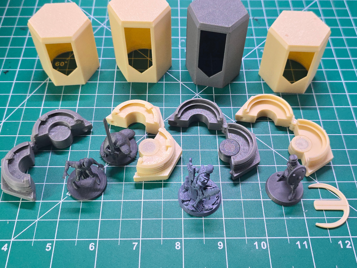Miniatura 7 do modelo 3D HexiVault Parametric Mini Case
