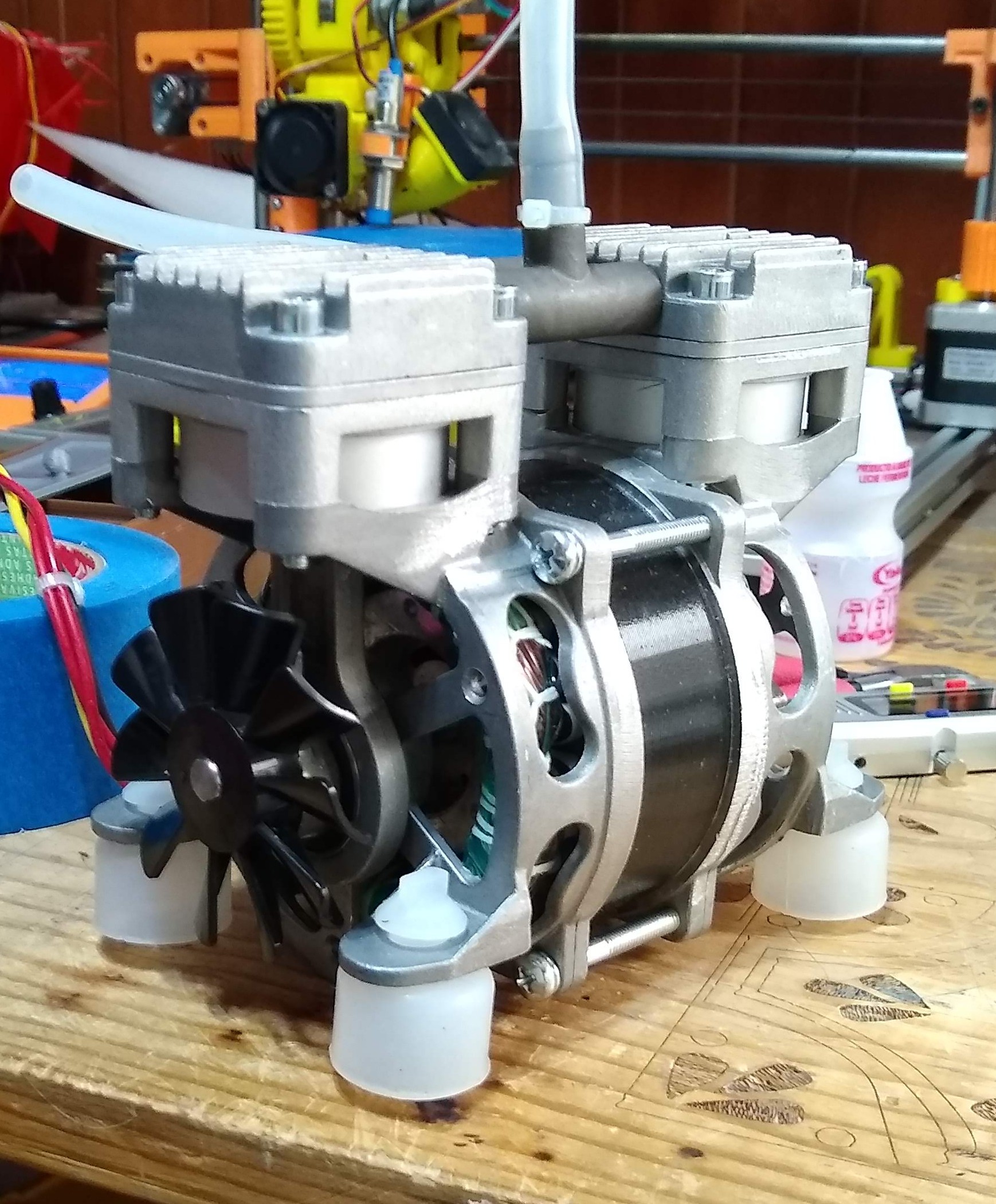 Propeller for oxygen concentrator