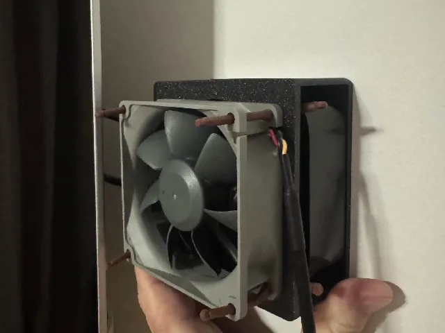 Apple TV 4K 80 mm fan mount