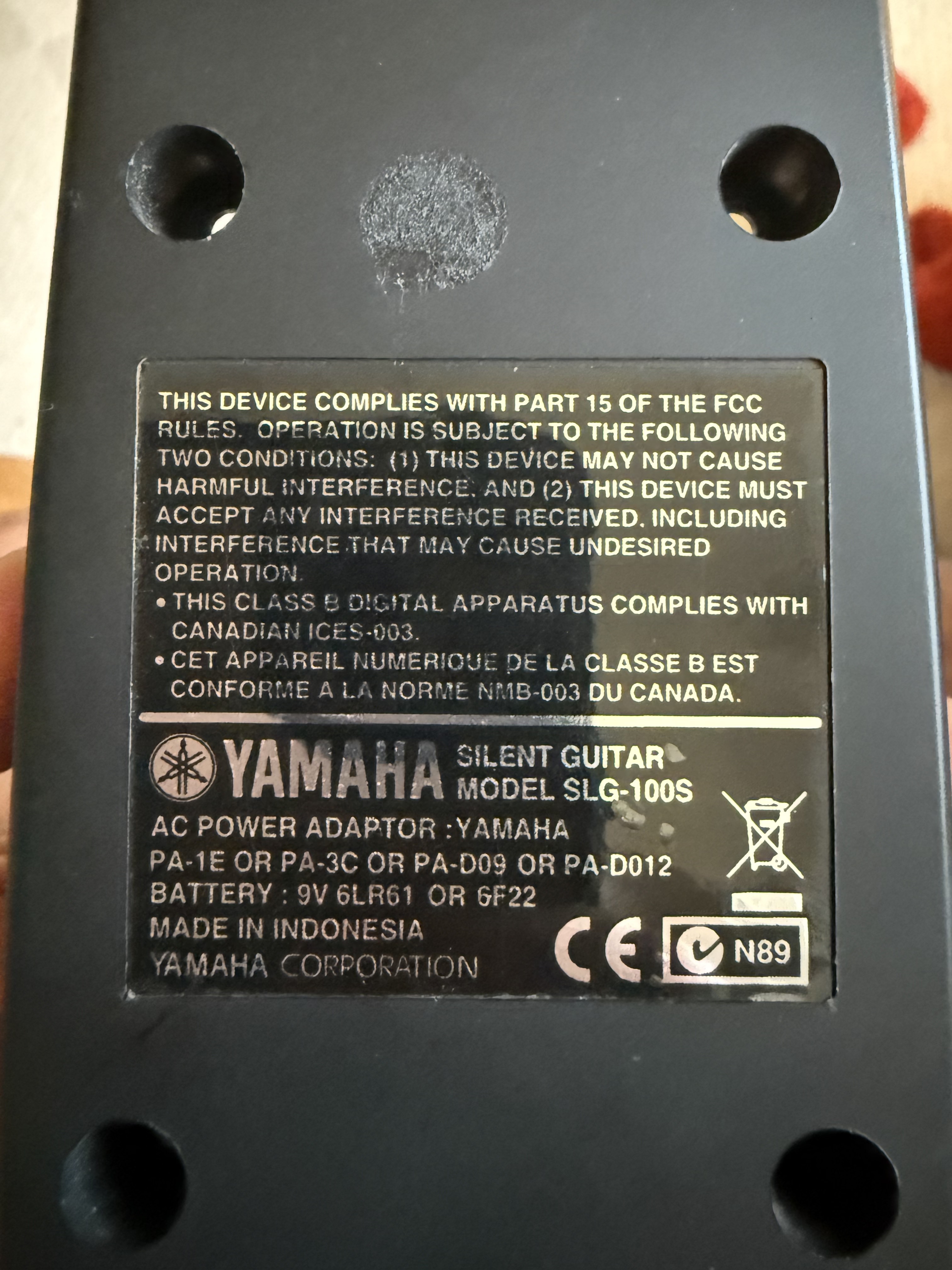 Yamaha SLG-100S lock