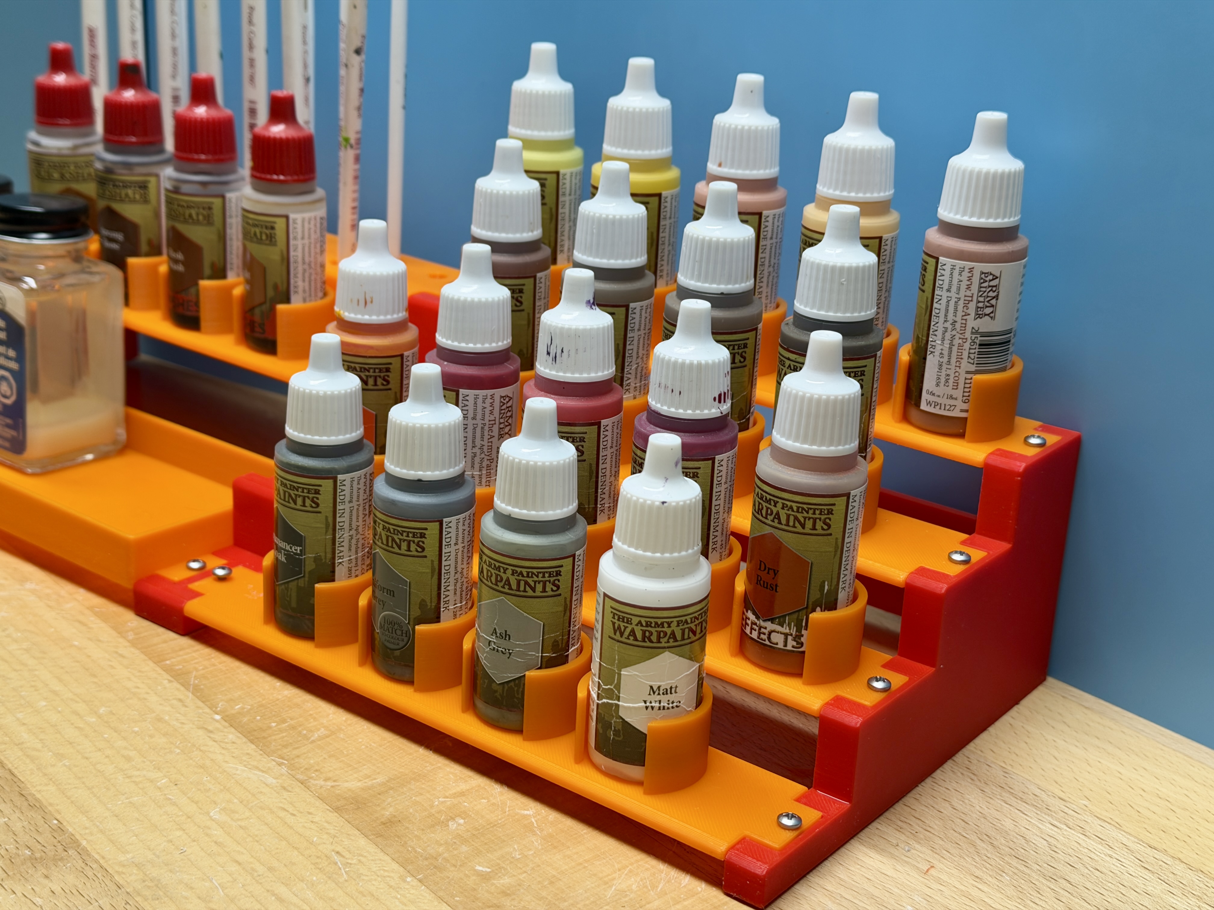 Modular holder/rack for miniature paints and brushes V3 — thumbnail 2