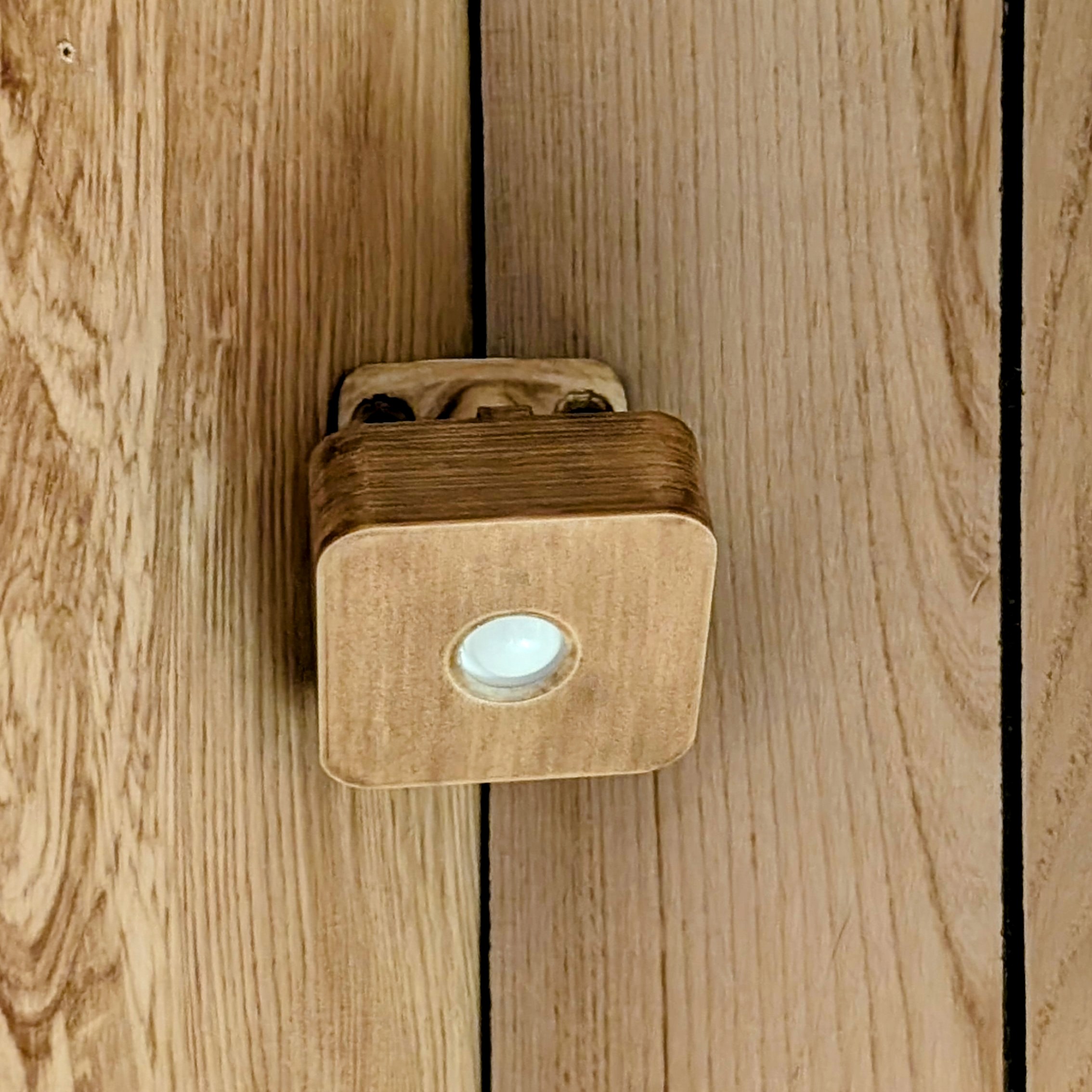 Wood look camouflage cover for Philips Hue Motion Sensor (indoor security)