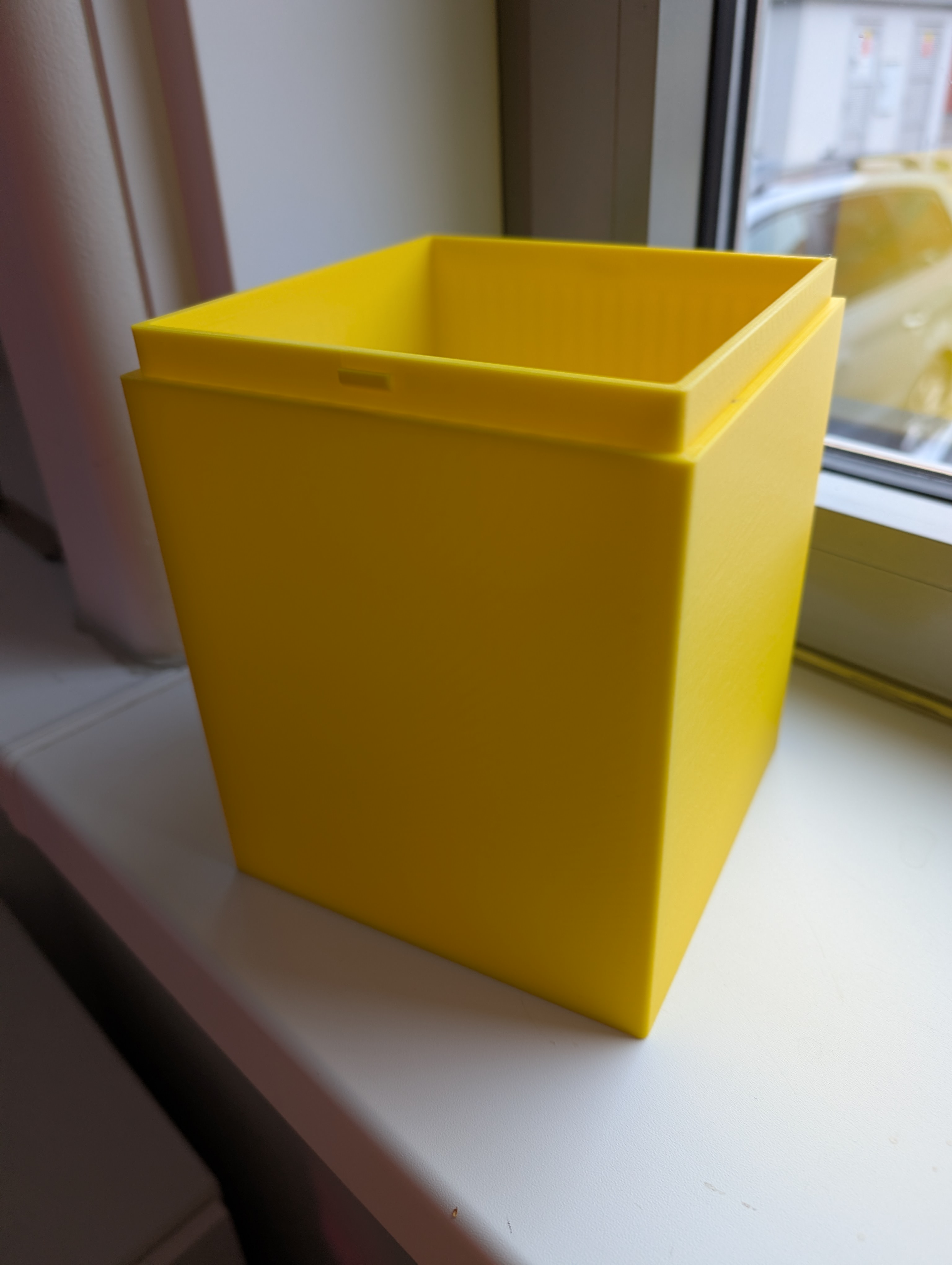 Double height 2x2 4P lego box + blind bottom