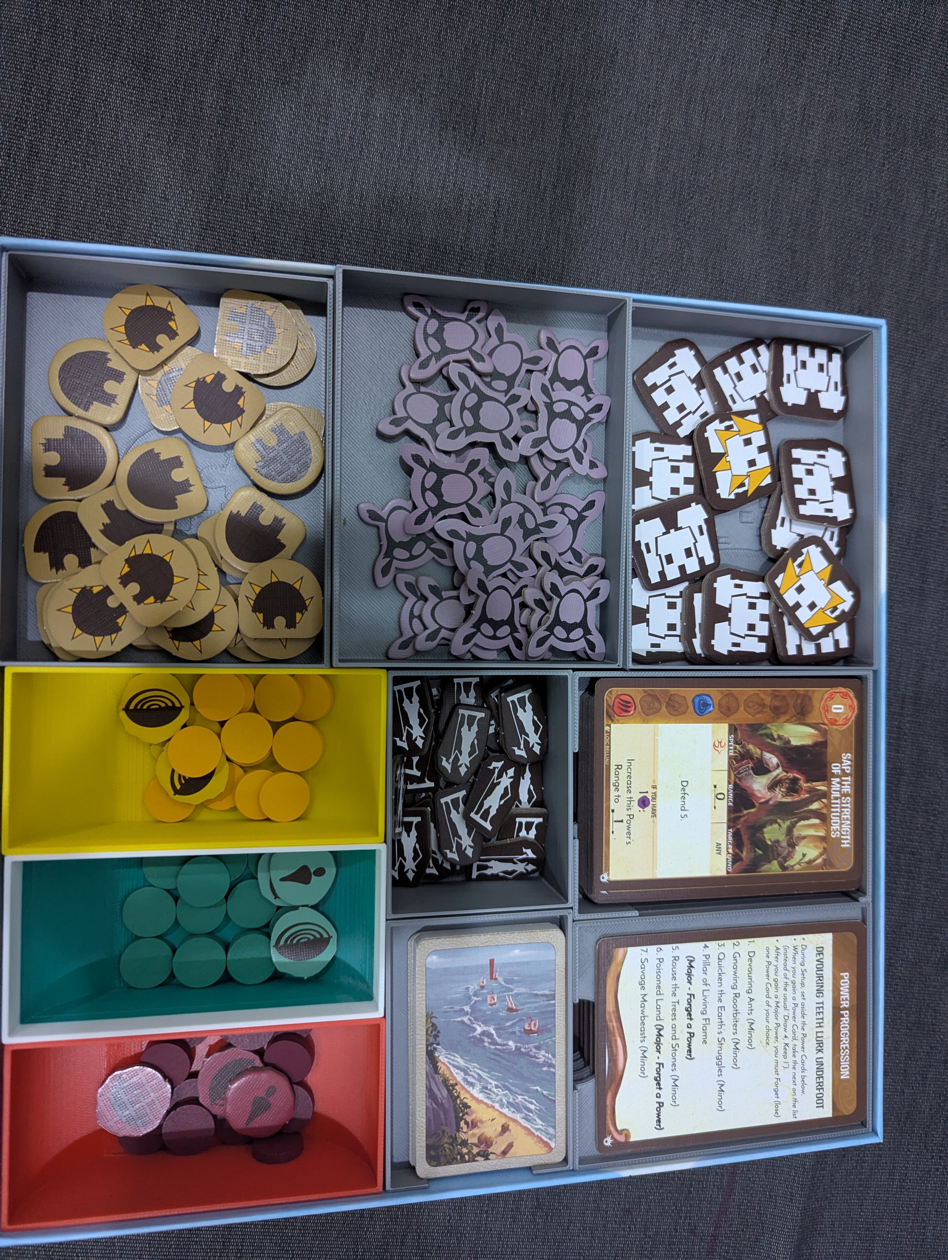 Horizons of Spirit Island - playable insert / organizer