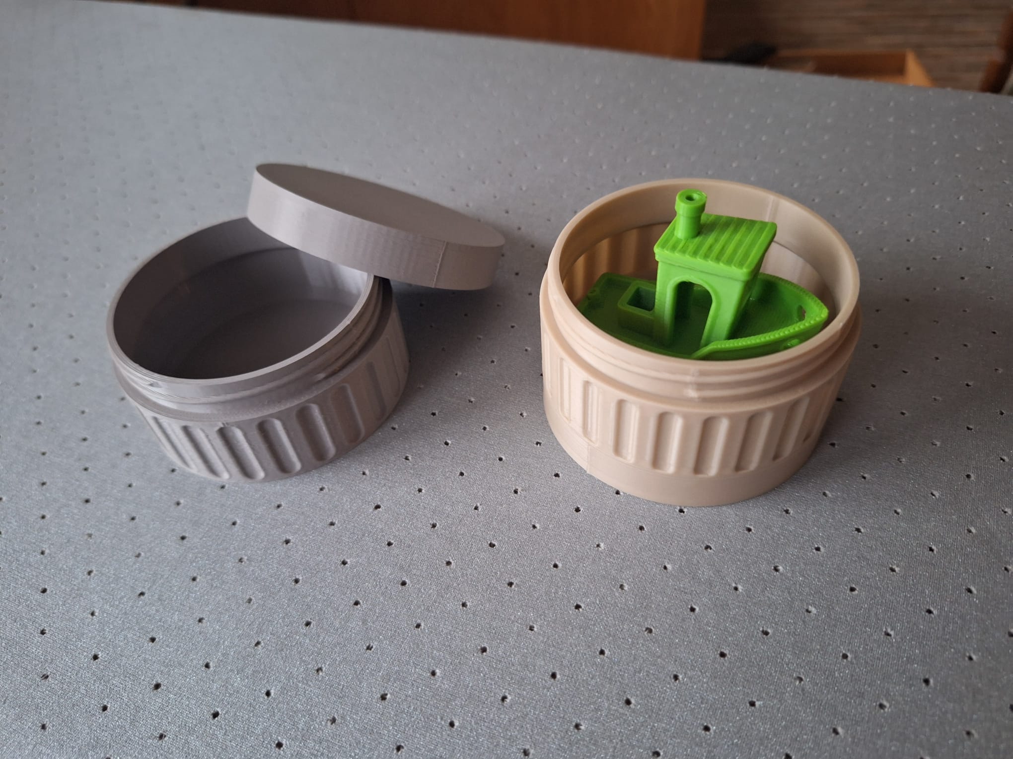 Multi compartment container — thumbnail 3