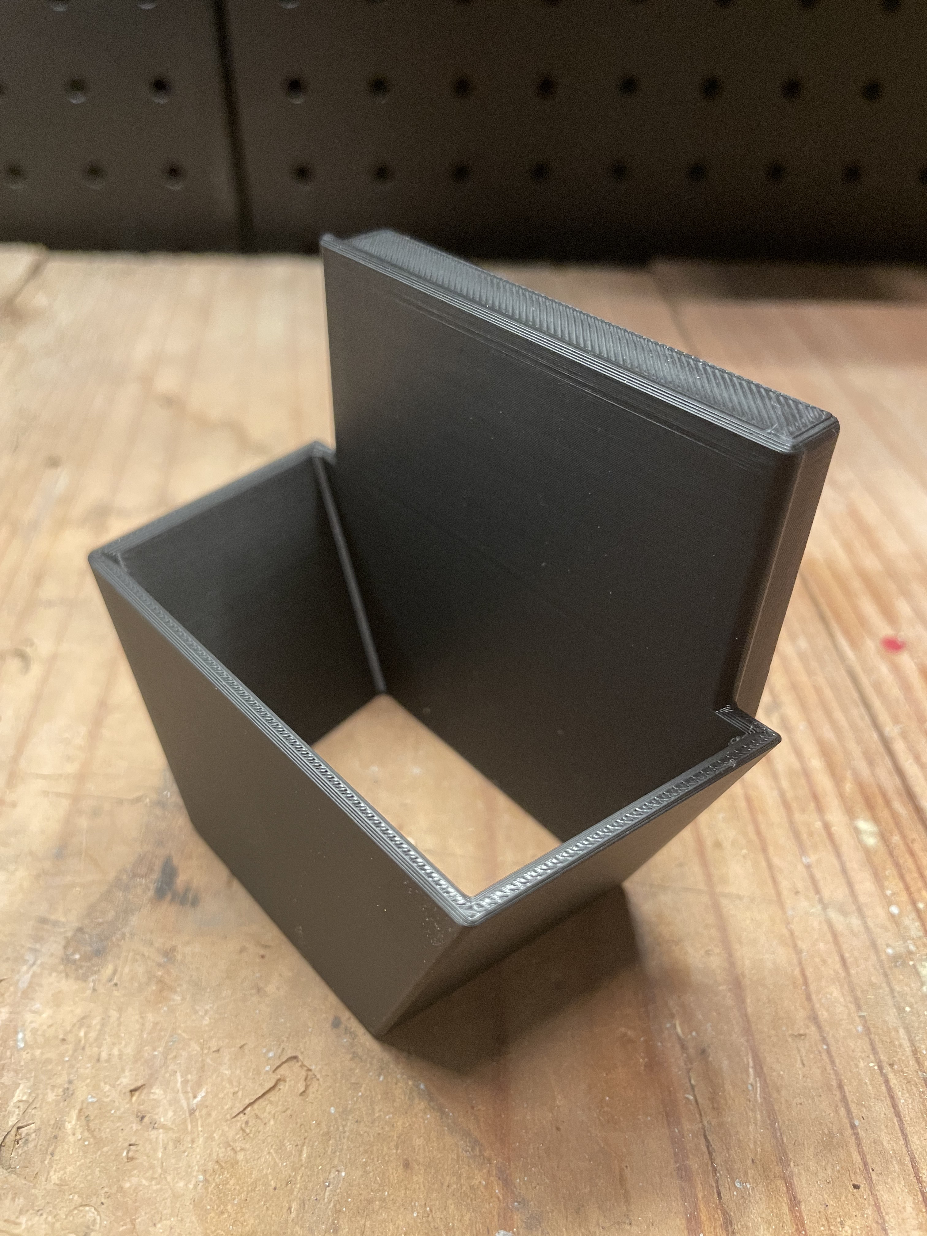 Sy's Peglock - Garden Sheer/Secuteur holder