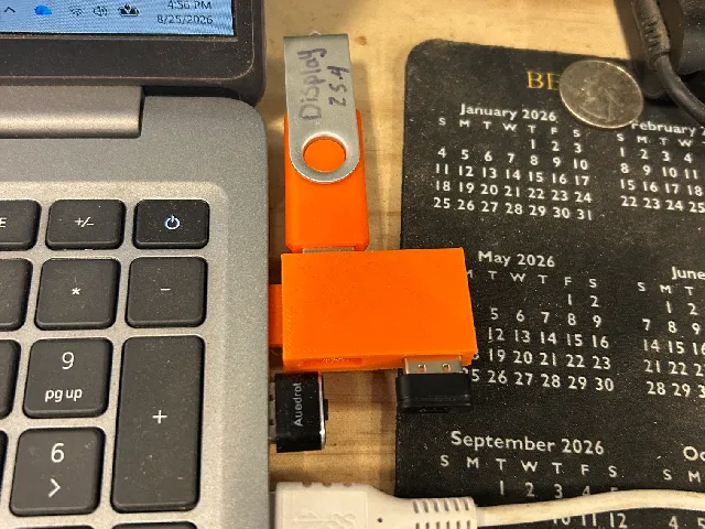 USB Holder