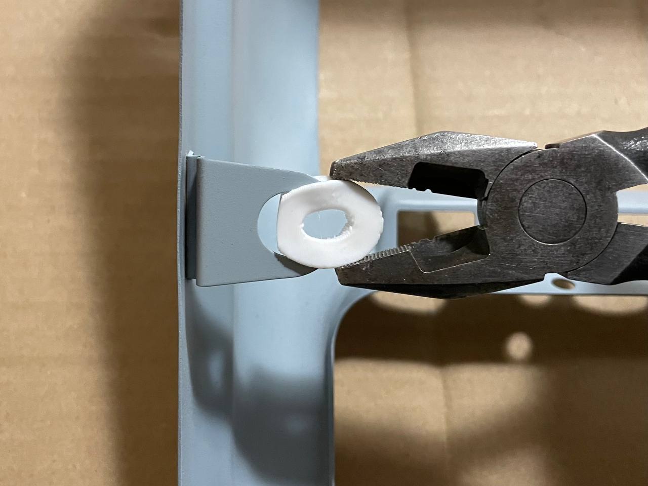 Hermes 3000: Case Rubber Spacer Replacement