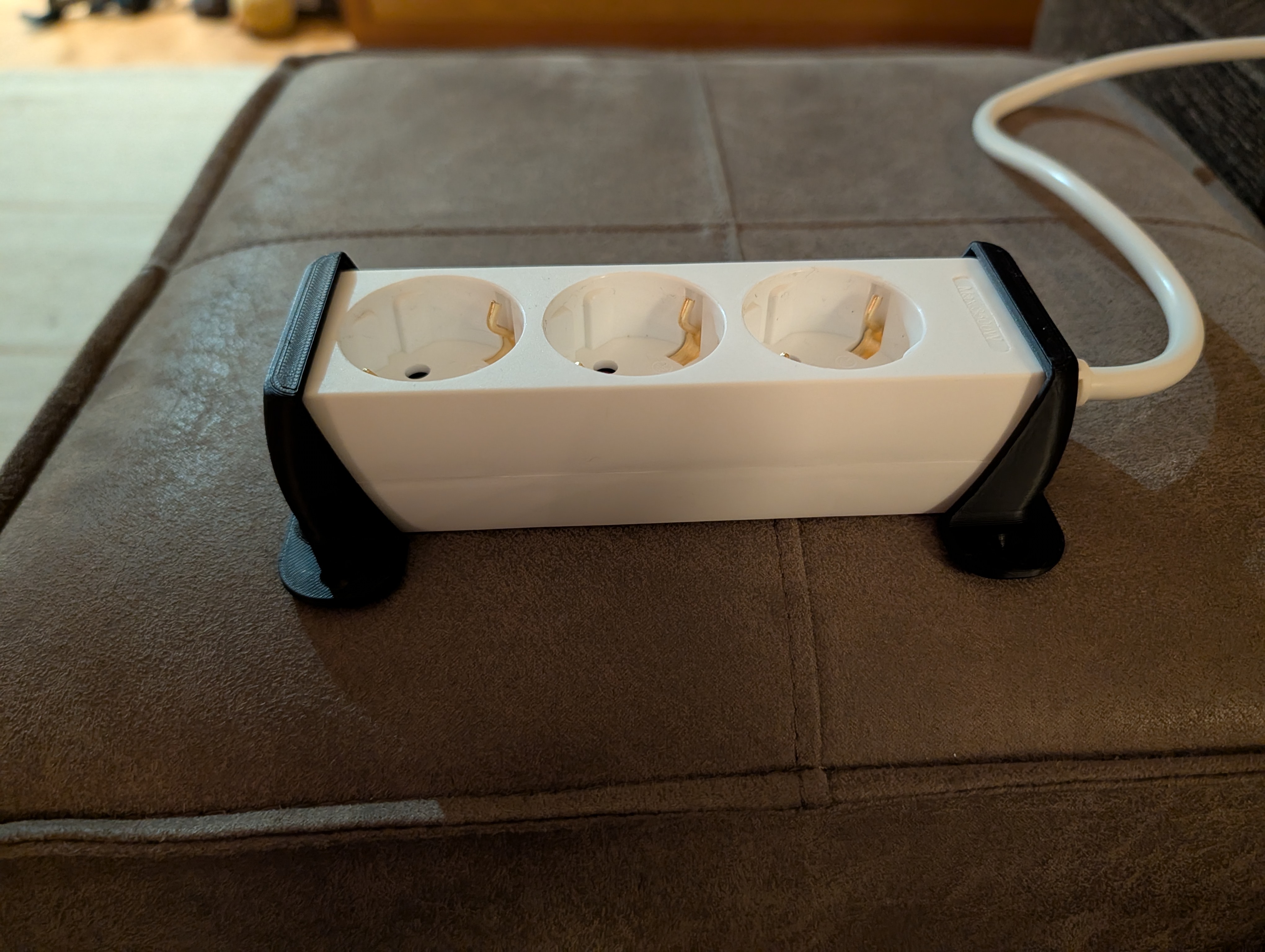 Extension cord bracket (holder)
